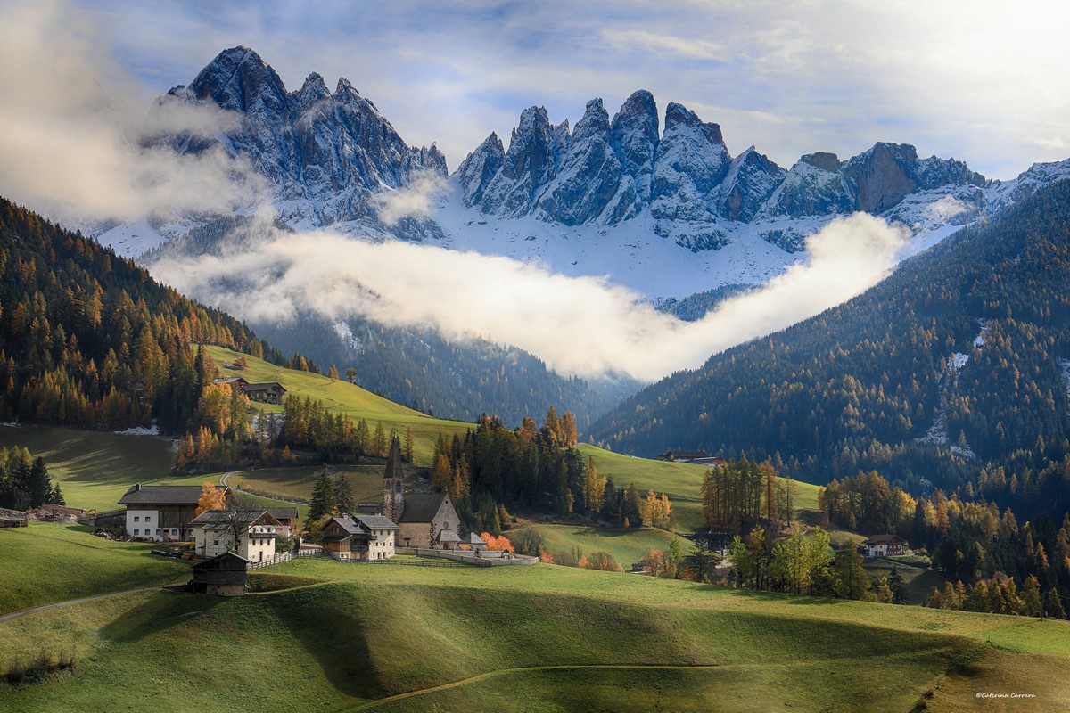 Santa Maddalena con le Odle.