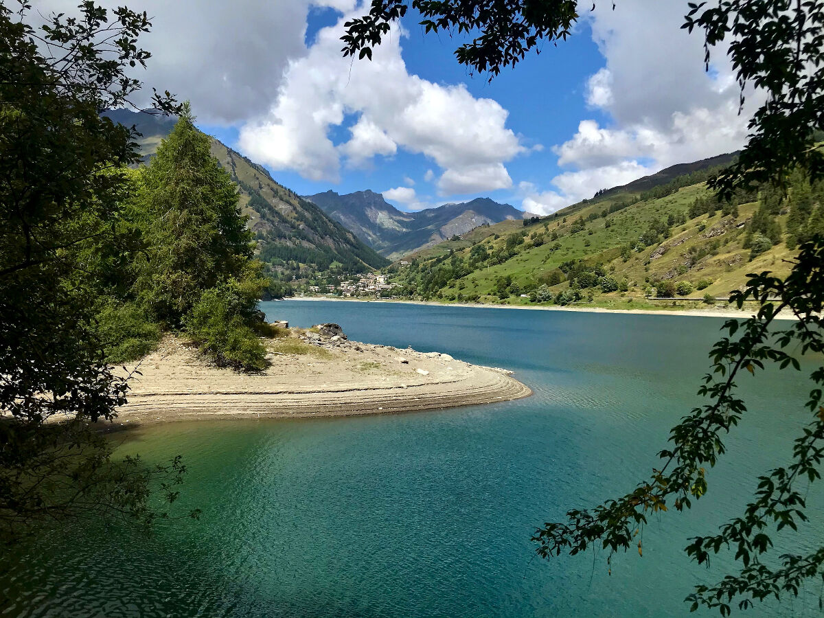 Lago di Pontechianale