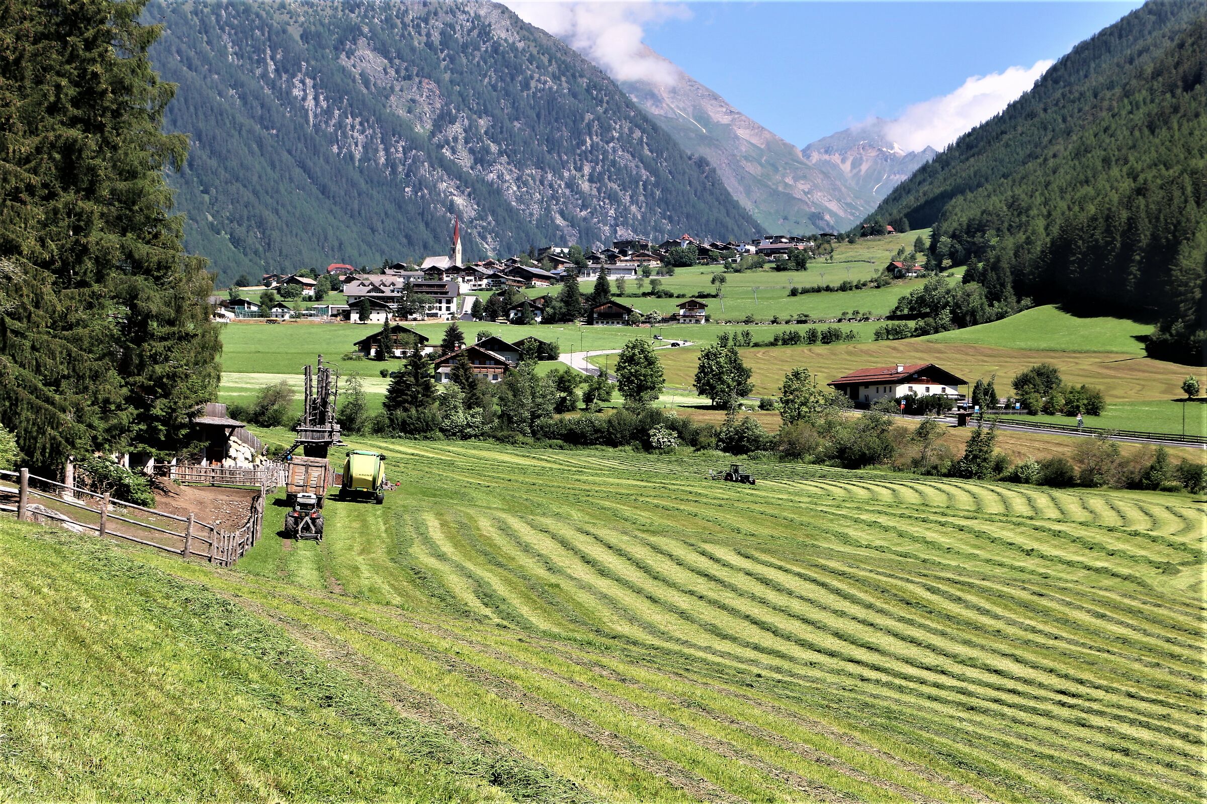 Valles awaits you with open arms