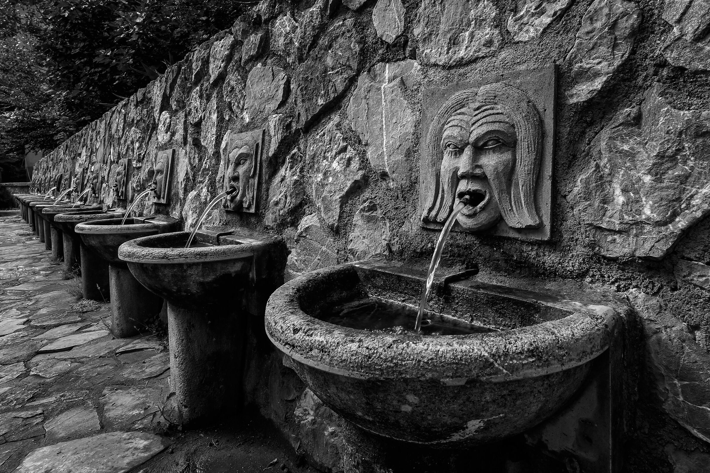 Roccalbegna fountains