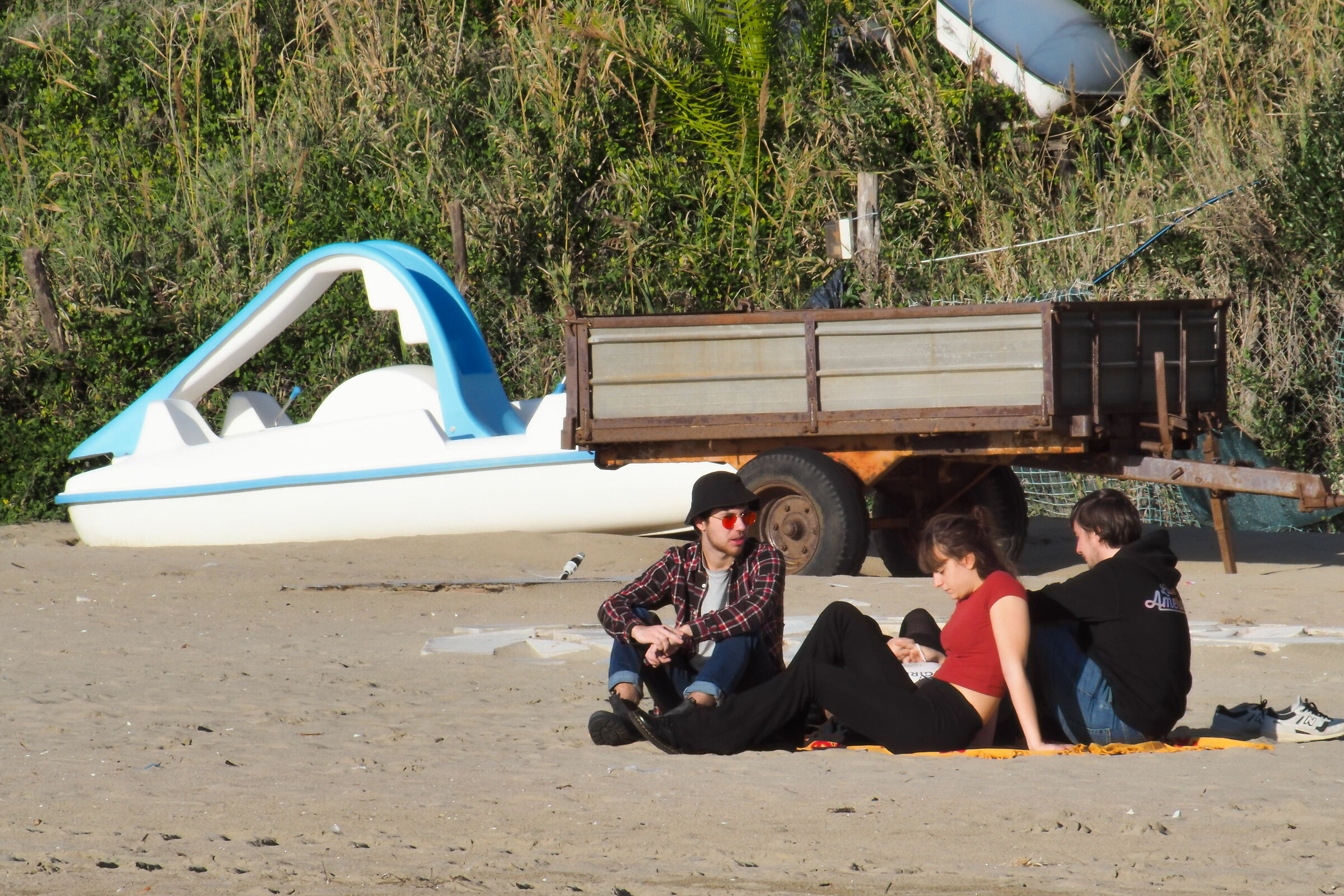 We were 4 friends at the beach