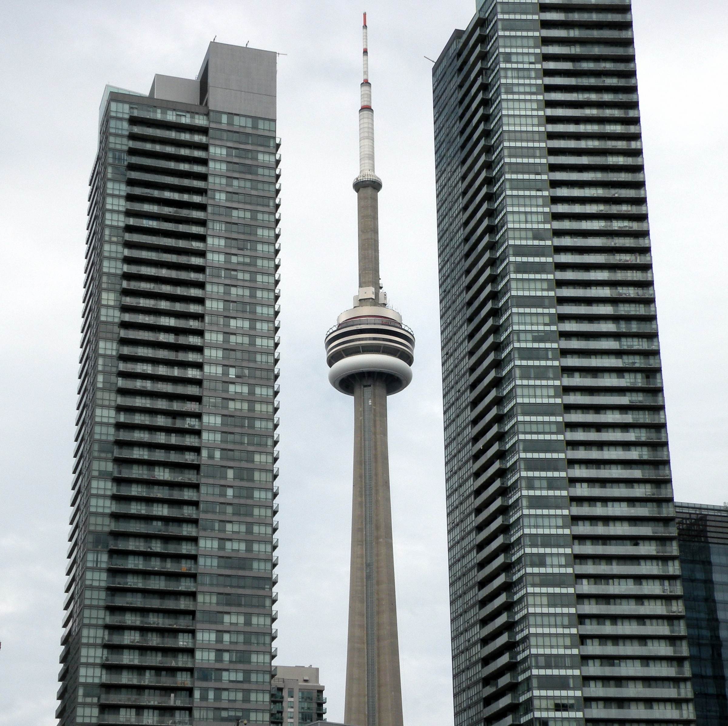 The CN Tower between two skyscrapers (Toronto)
