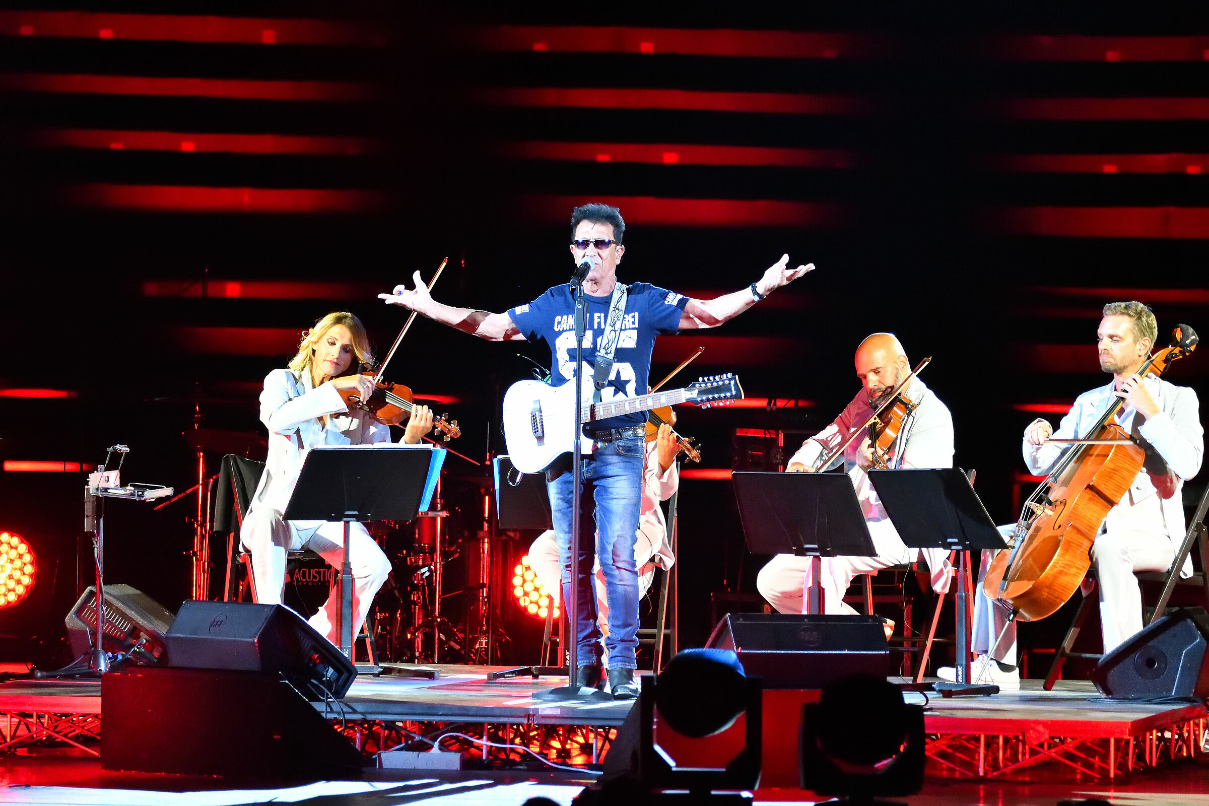 Edoardo Bennato in concerto