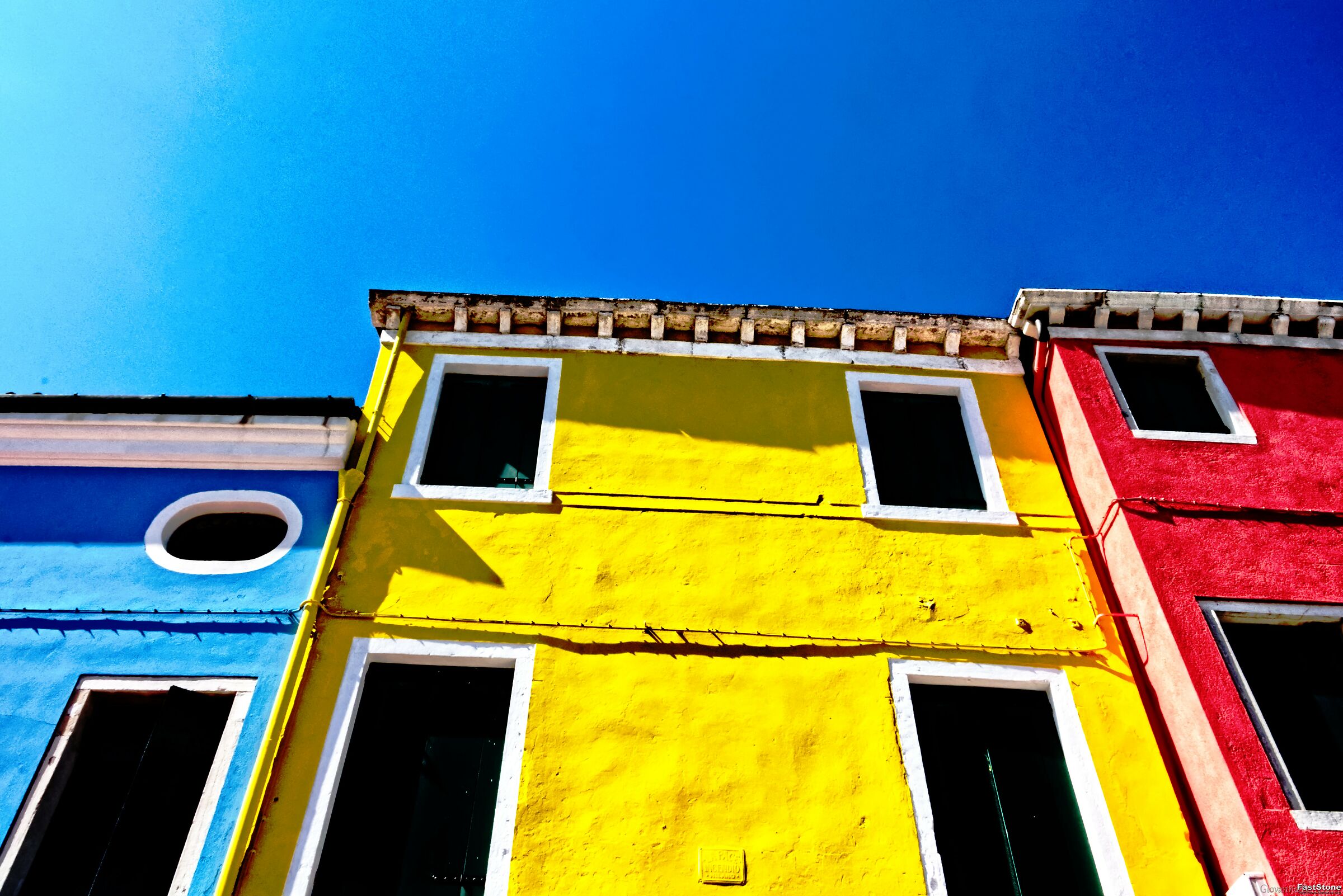 Il paese più colorato che io abbia mai visto sin'...