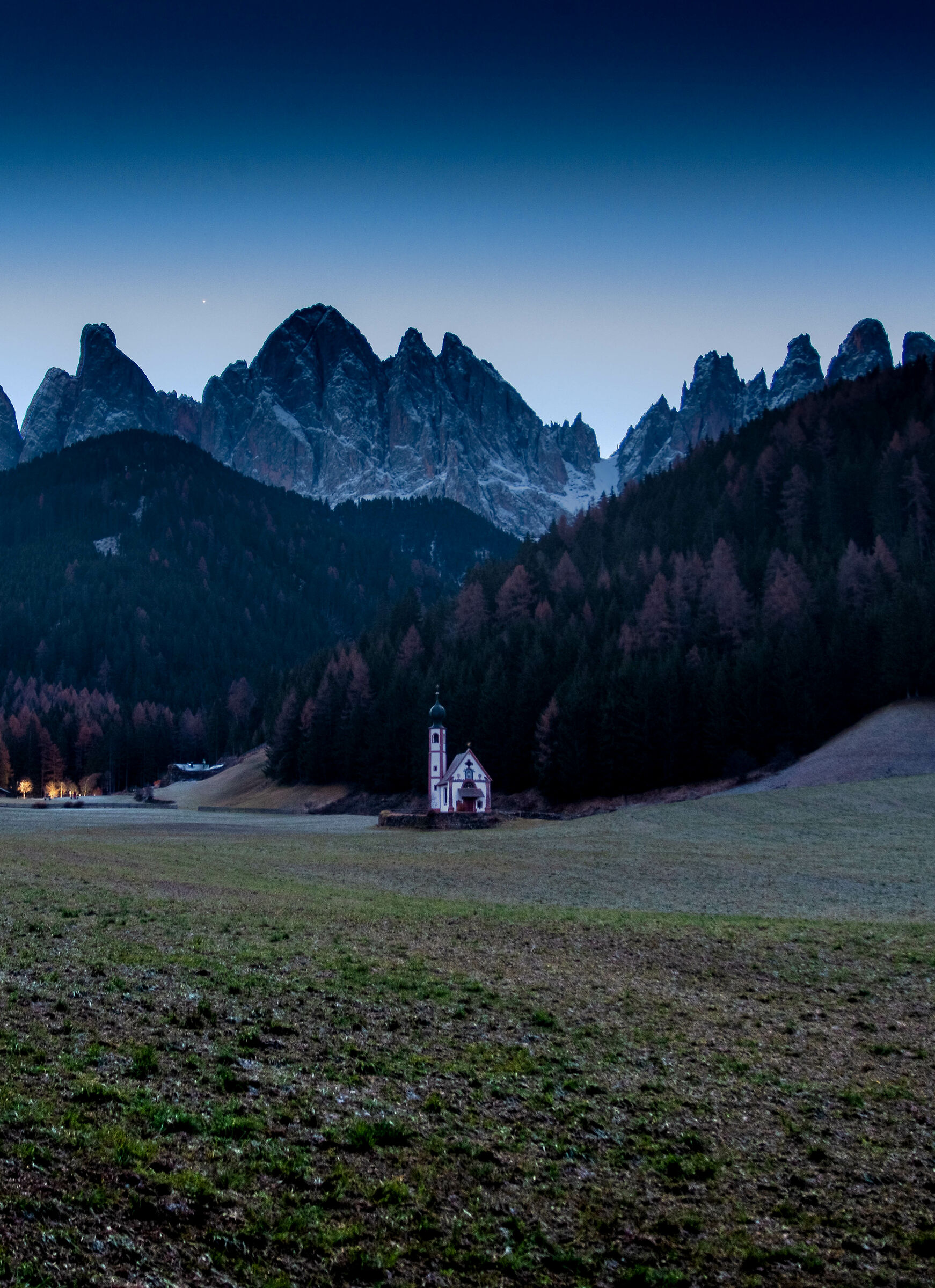 Alba in val di Funes