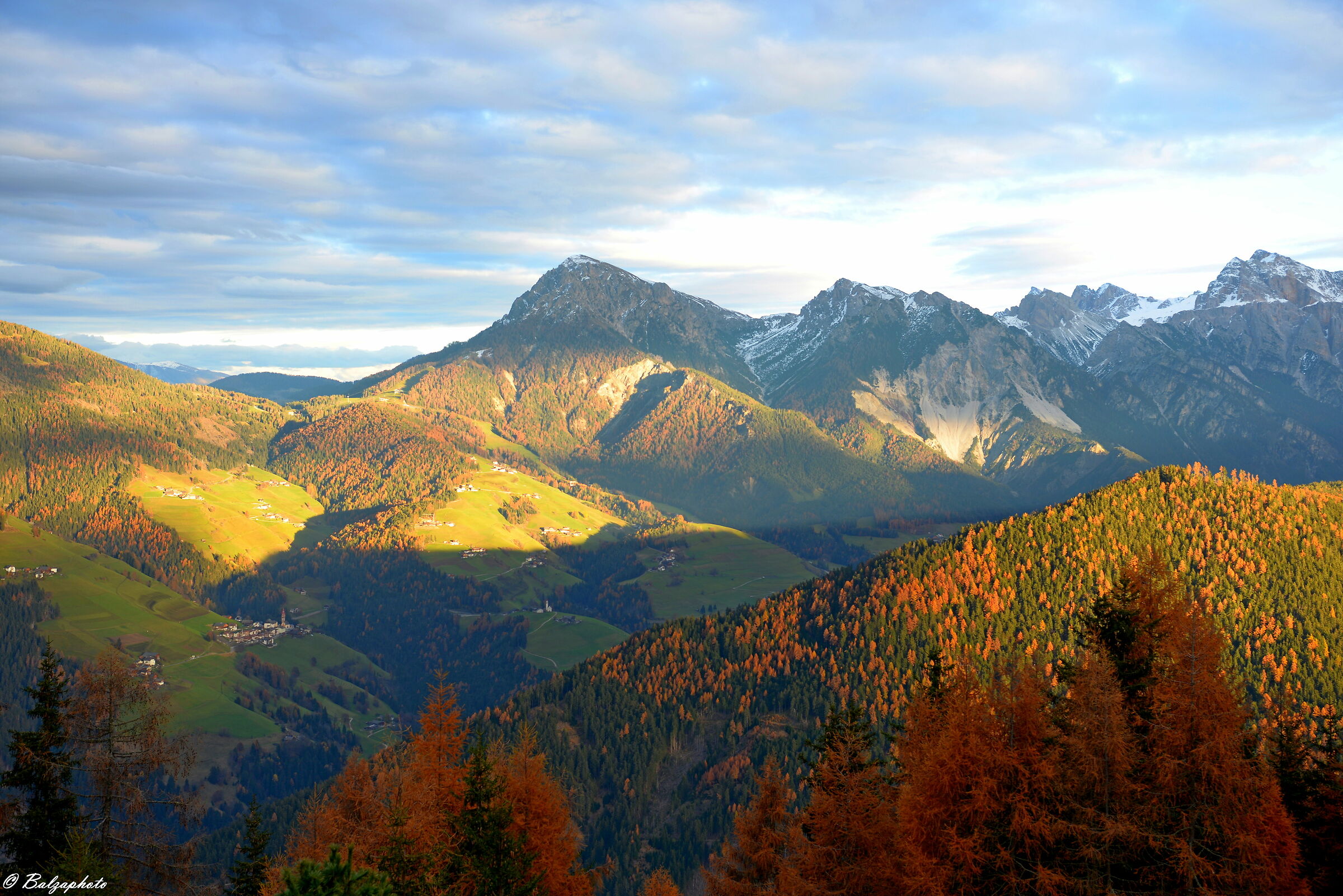 The sun sets and illuminates nature