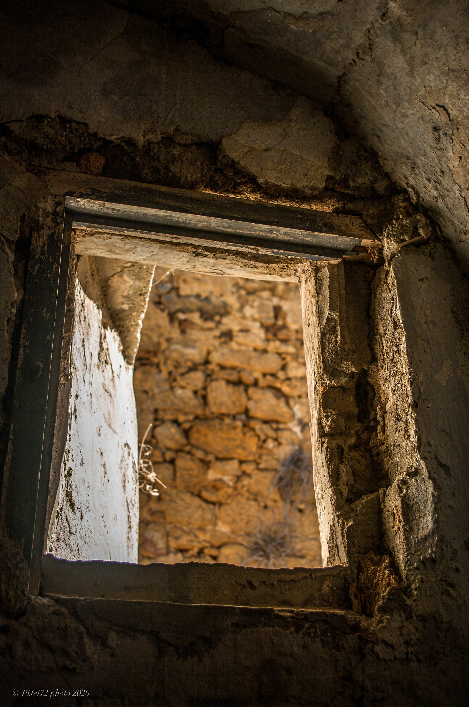 Santa Margherita in Belice - Ruins 07