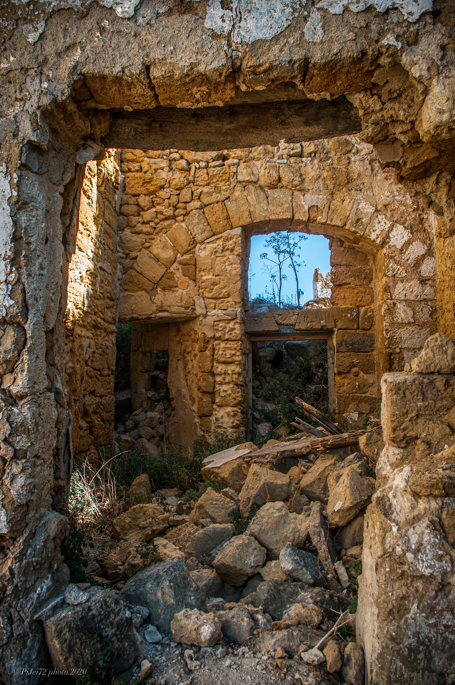 Santa Margherita in Belice - Rovine 55