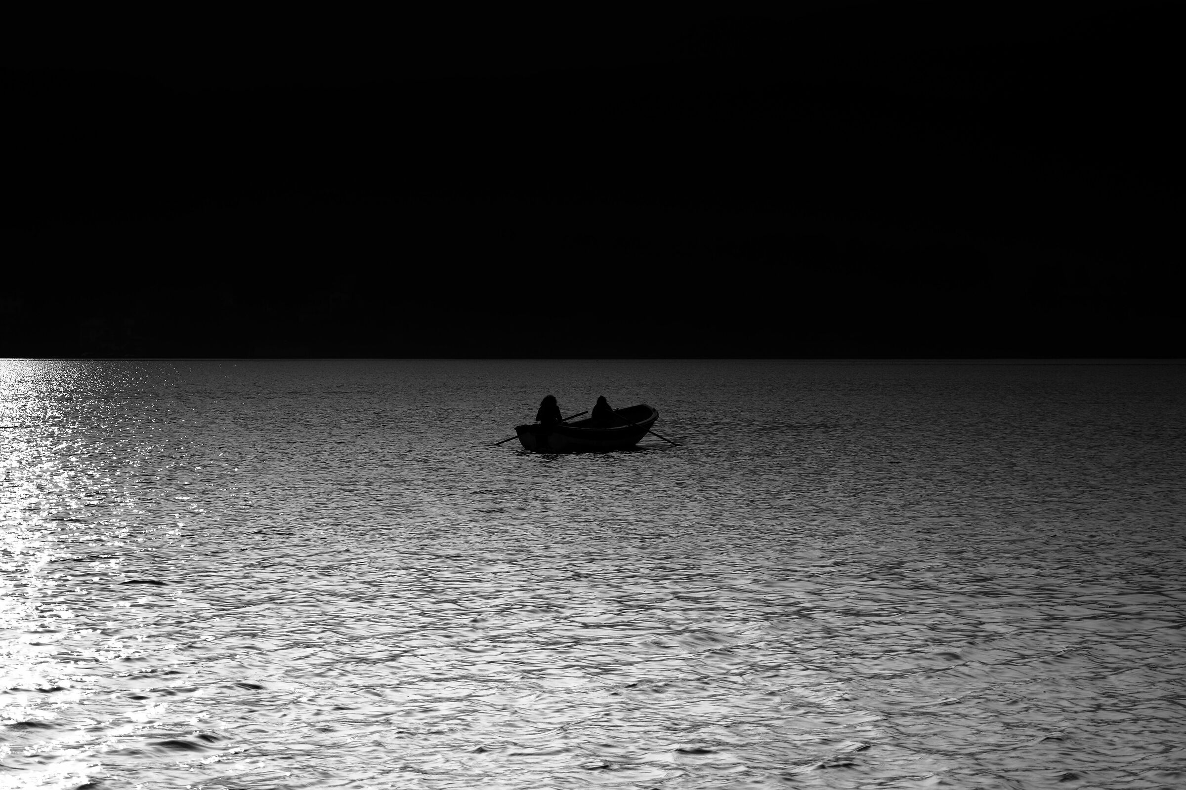 Between shadows and lights...