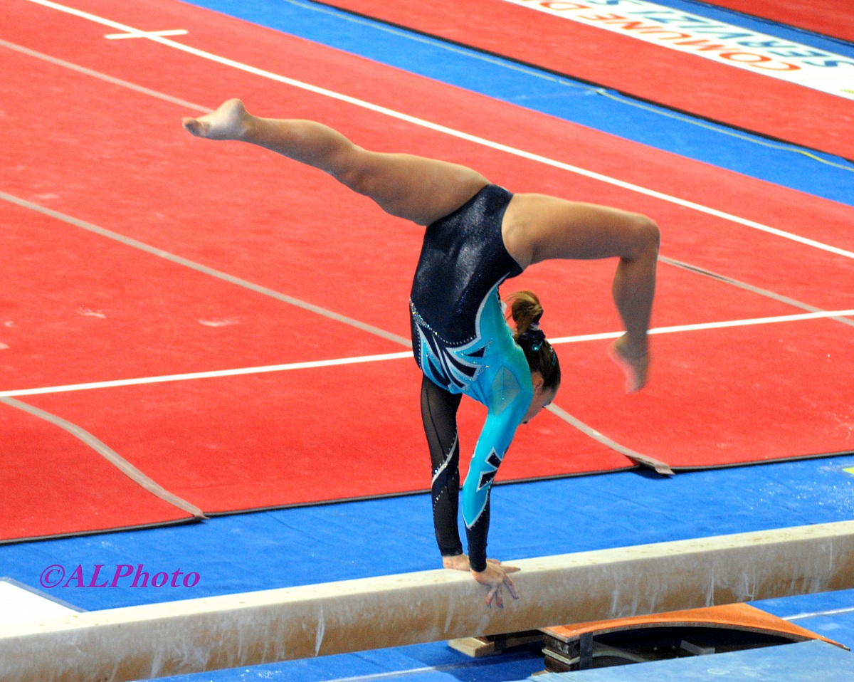 Carlotta Ferlito in Trave