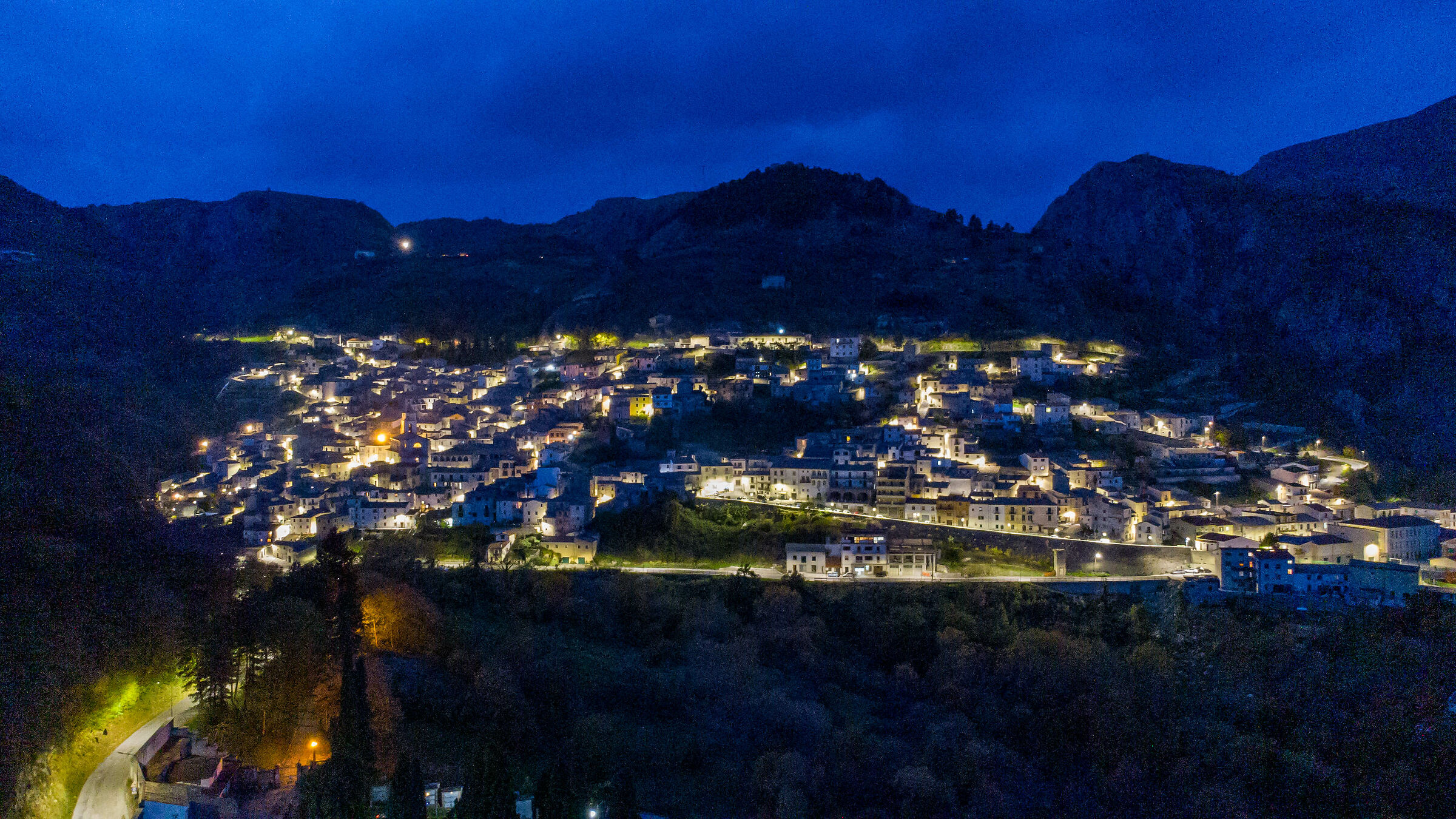 Prova nottura a Roccamandolfi (is)