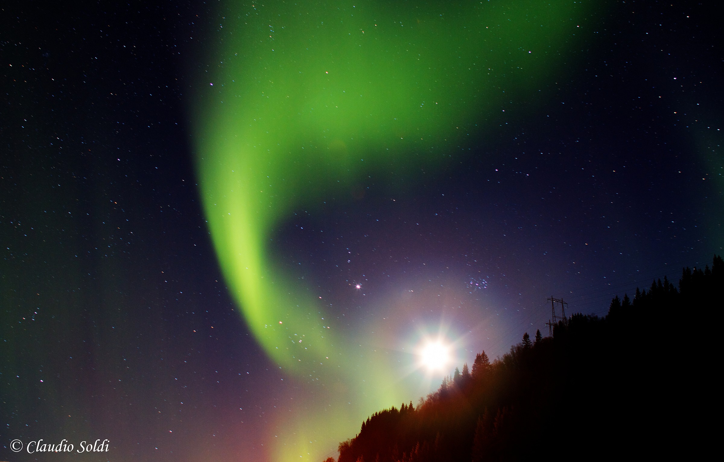 Northern lights with the moon 2 - Lofoten