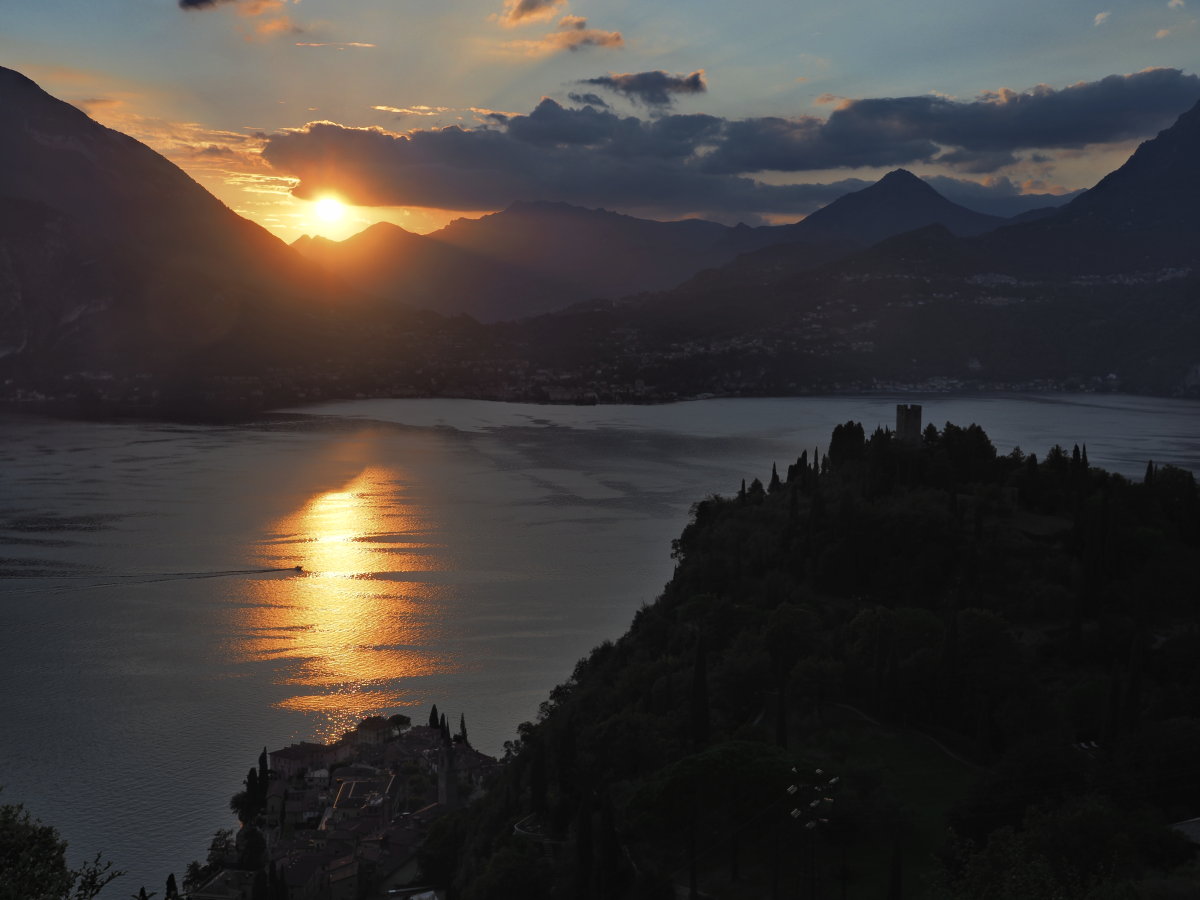 sguardo diverso su Varenna