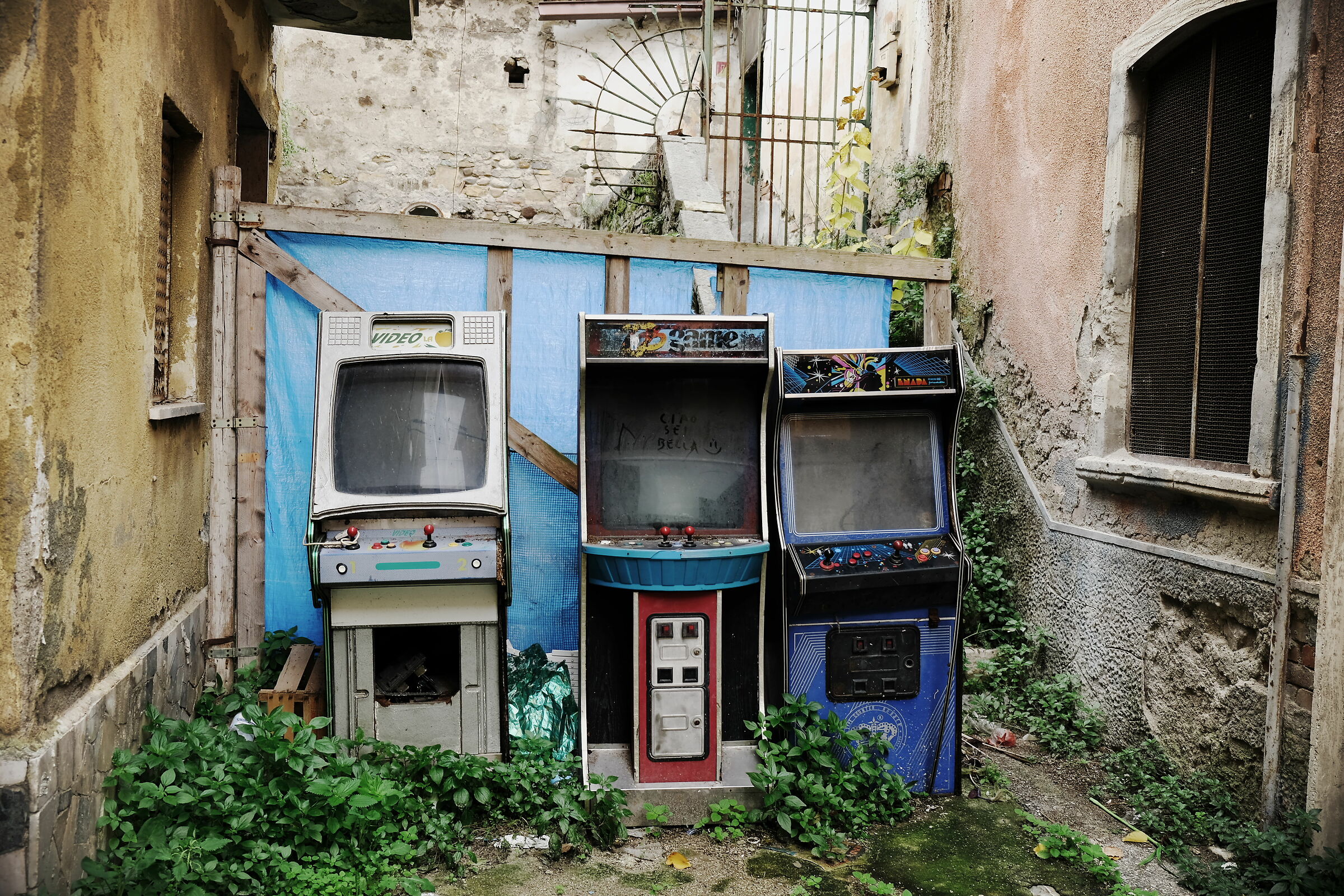 Old video games rest in the city