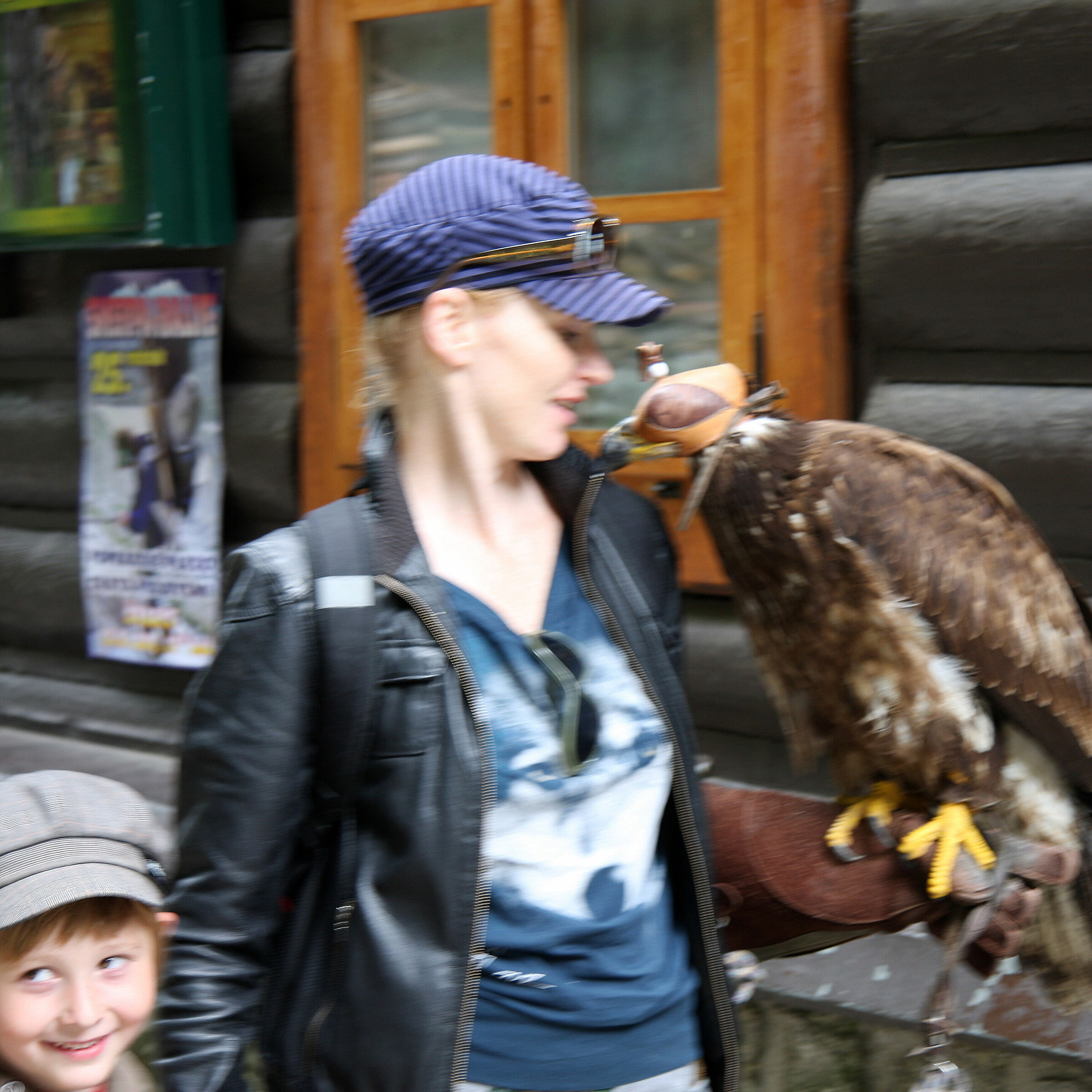 Vis a vis col rapace