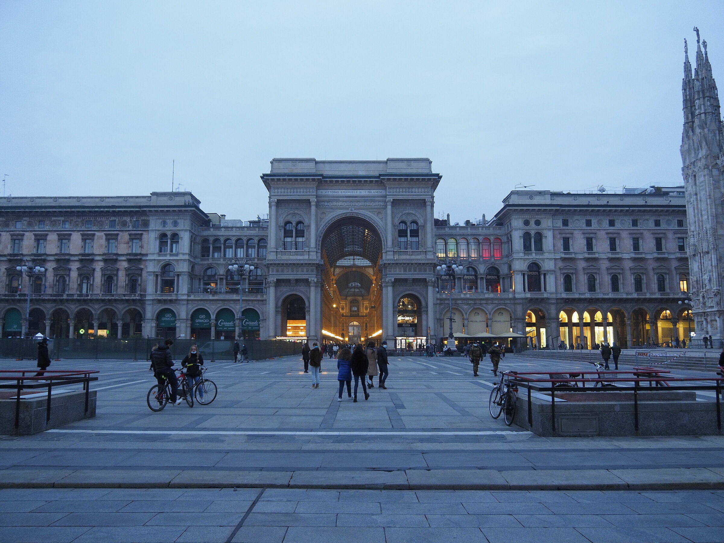 Blue hour in Piazza del Duomo