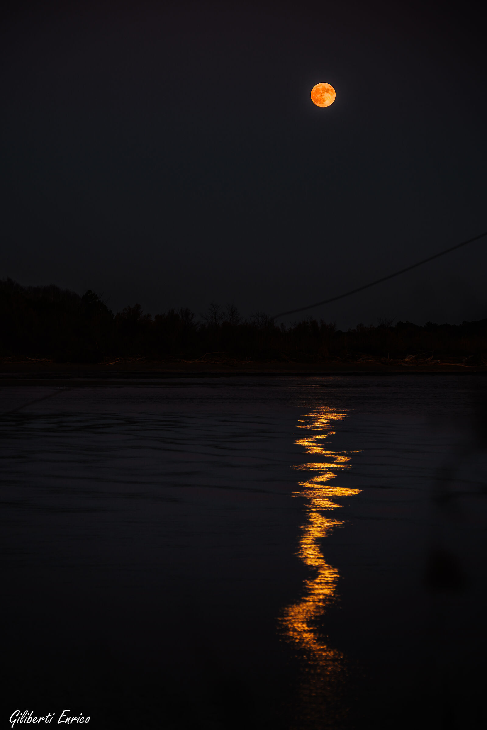 Luna riflessa