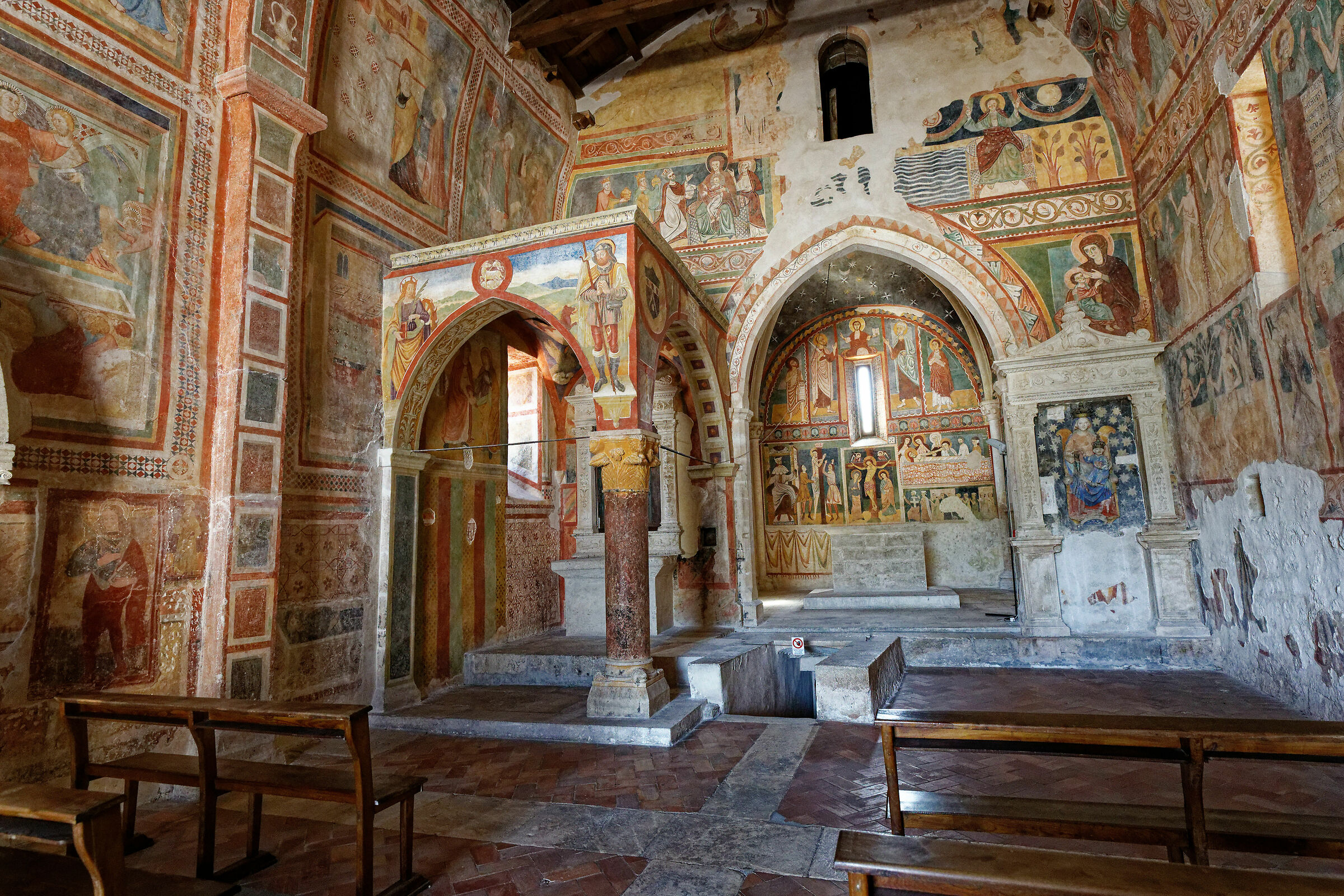 Santa Maria Ad Cryptas - Fossa (Aq)