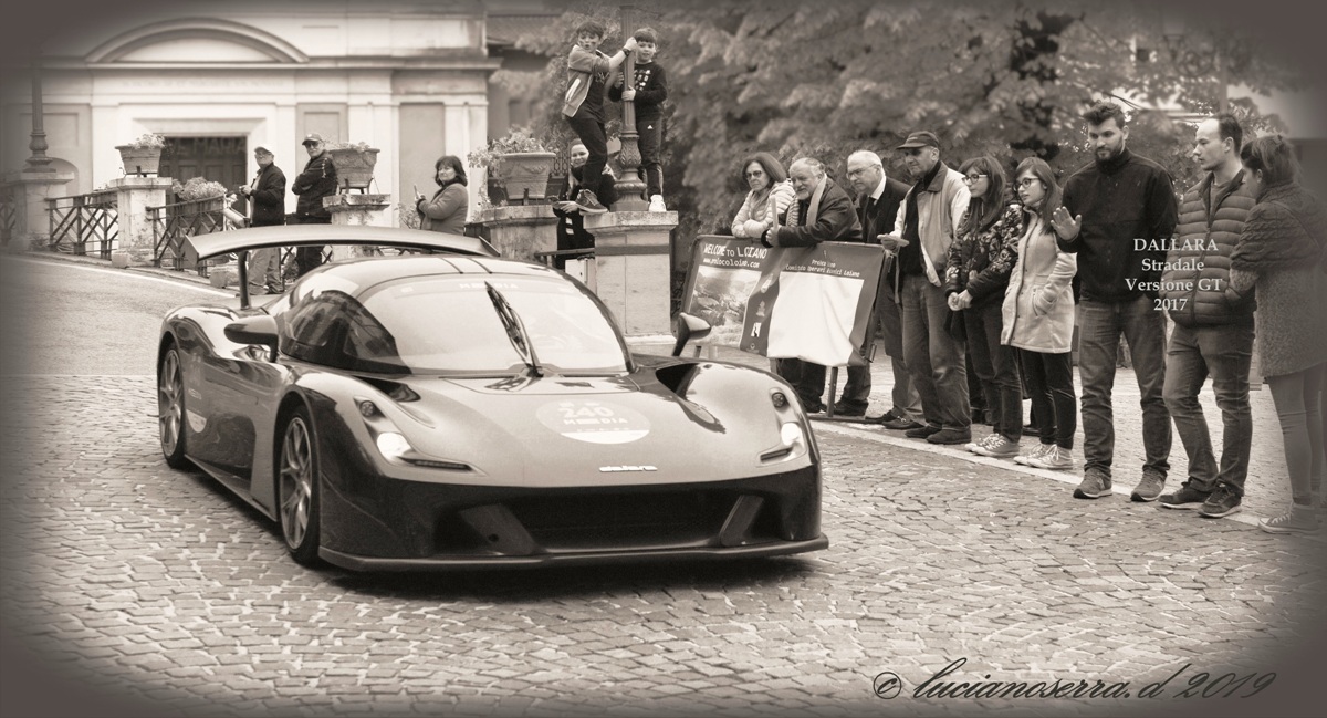 Dallara Stradale Versione GT (Coupè) con alettone 201...