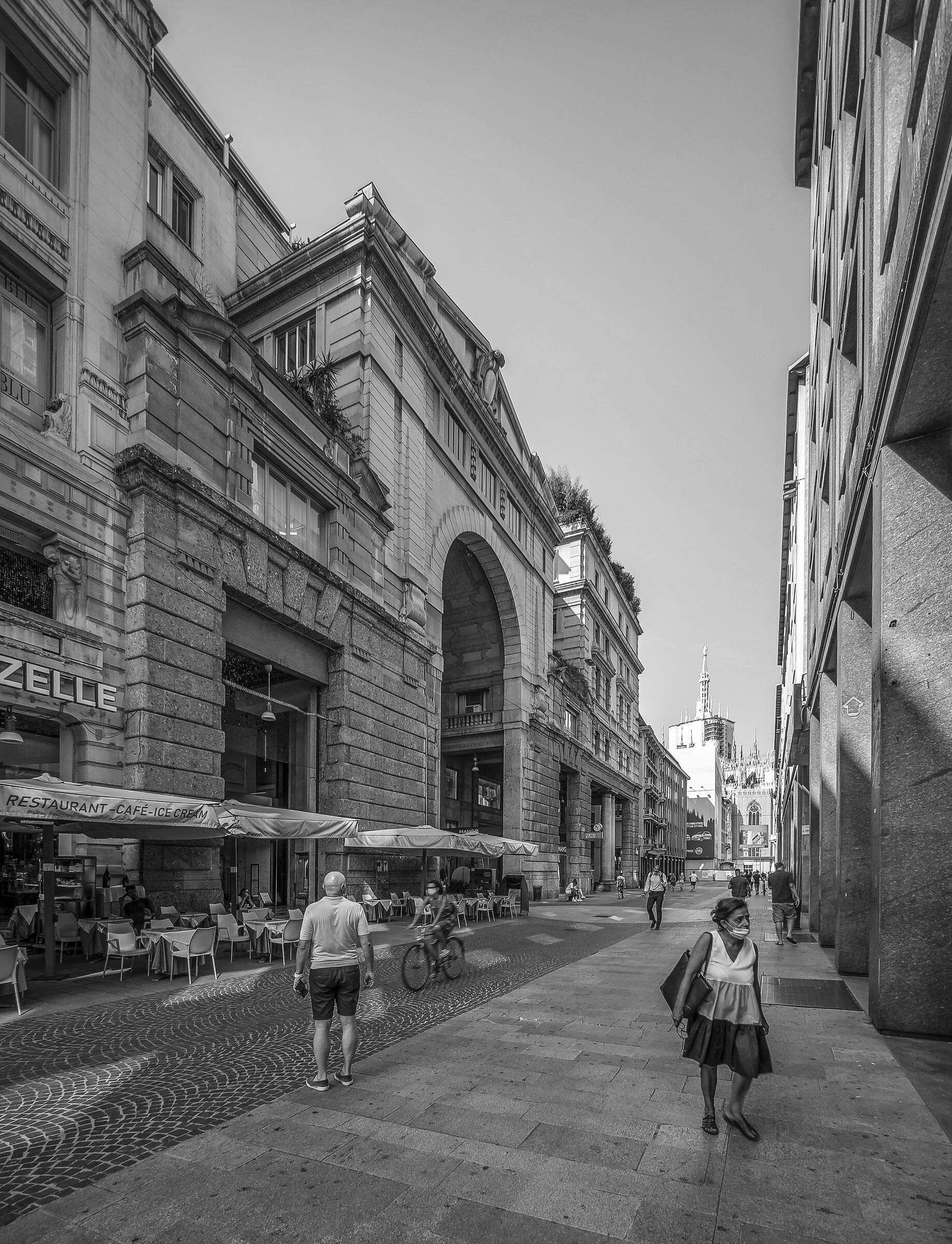 Galleria del Corso - 2 (versione monocromatica)