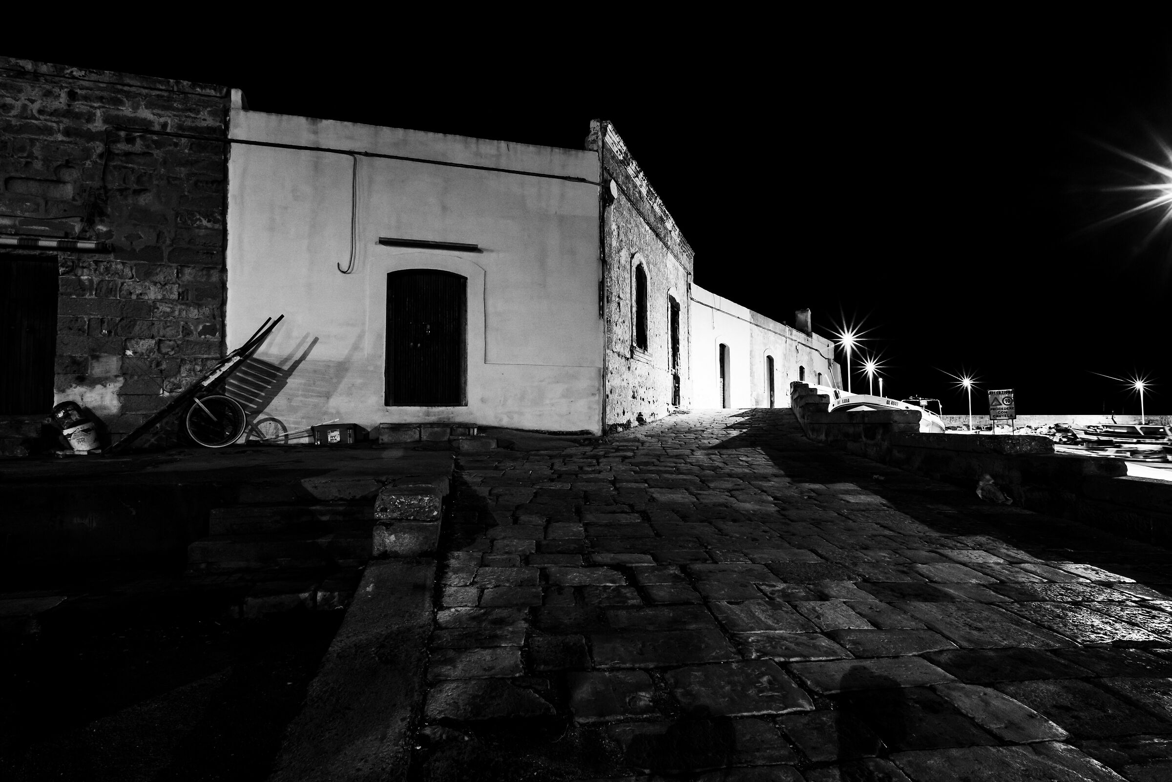 Per Le Strade Di Gallipoli - (Lecce)