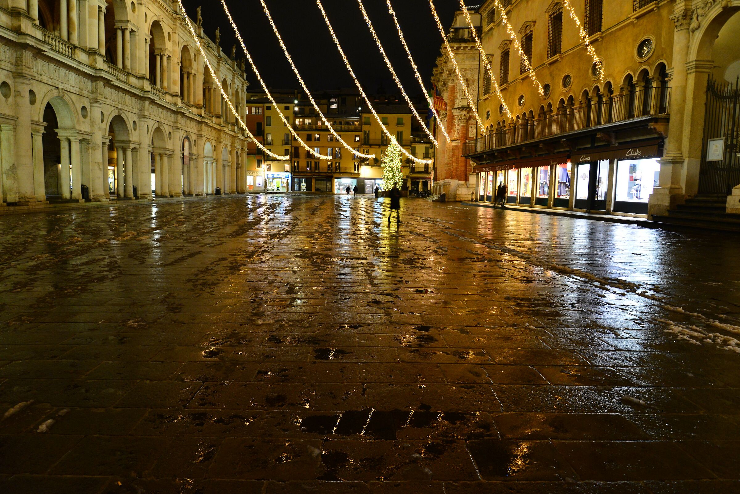 And it's Christmas in the old town again - 5