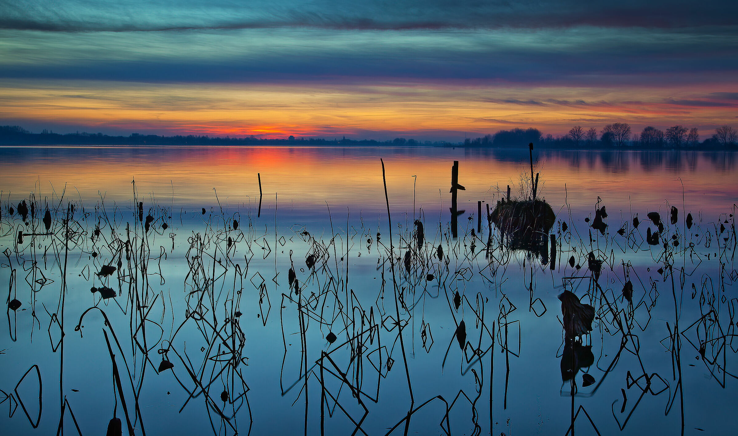 "Geometrie" dal Lago Superiore di Mantova