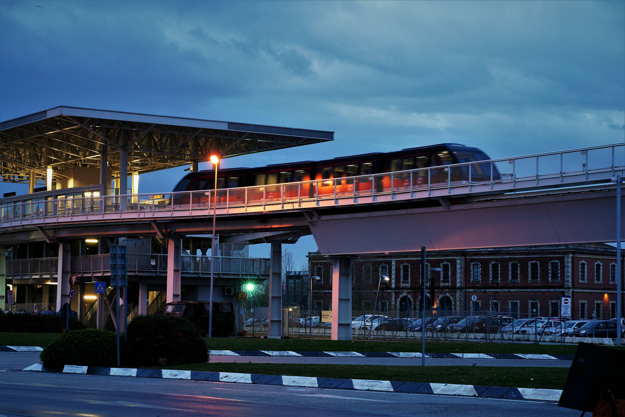 Shuttle Tronchetto P.le Roma (VE)