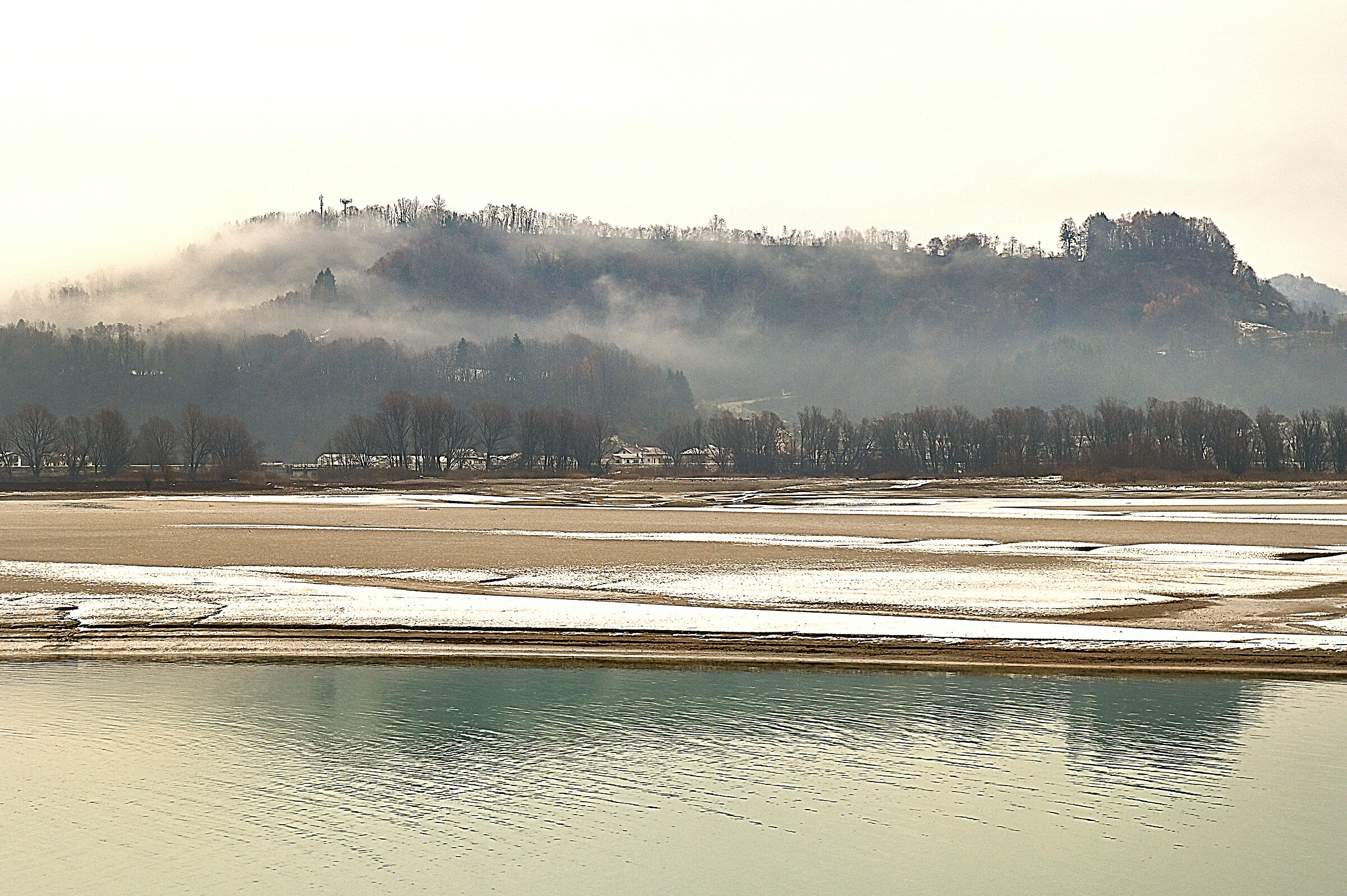 Autumn colors... almost winter