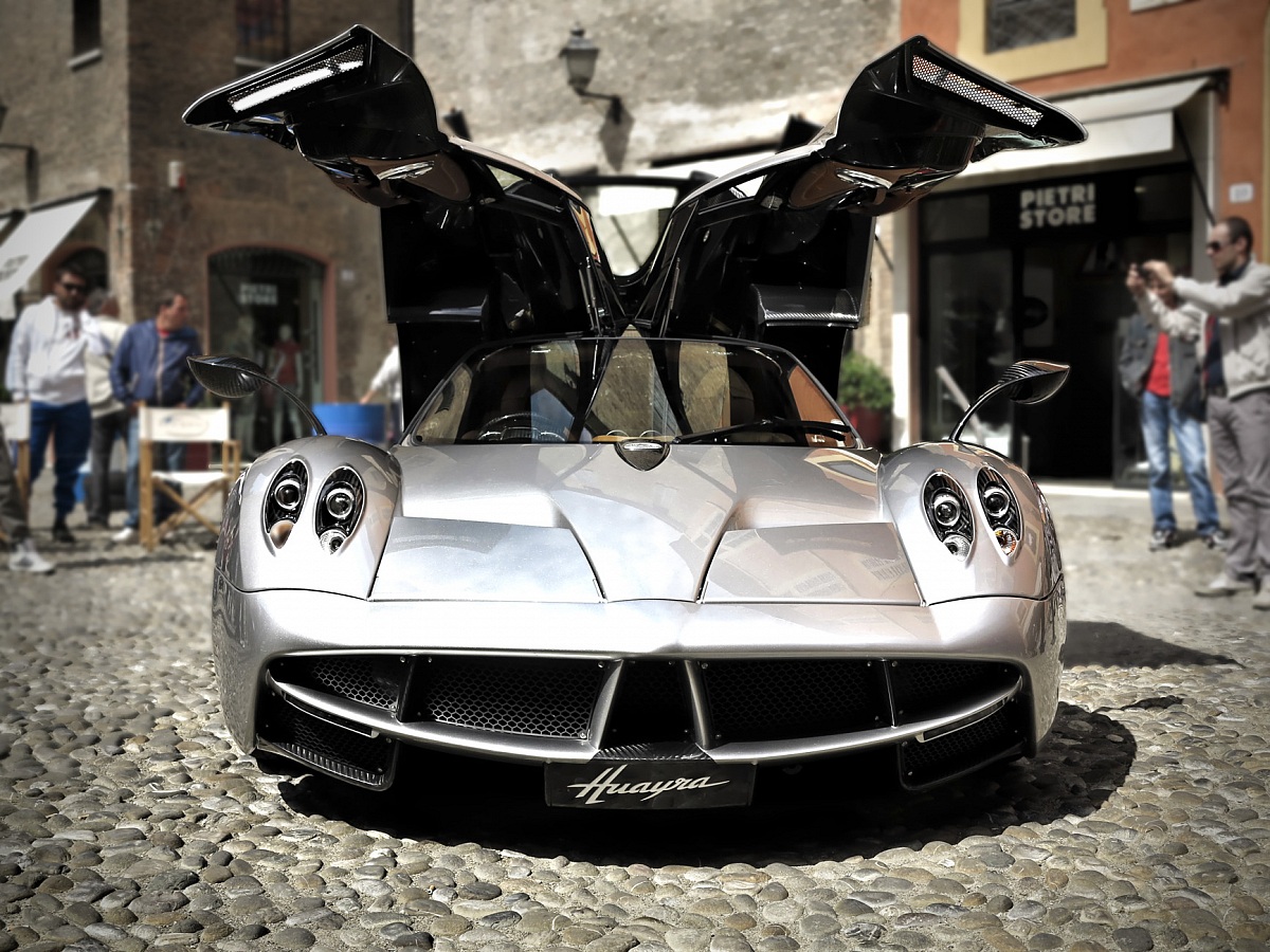 Pagani Huayra