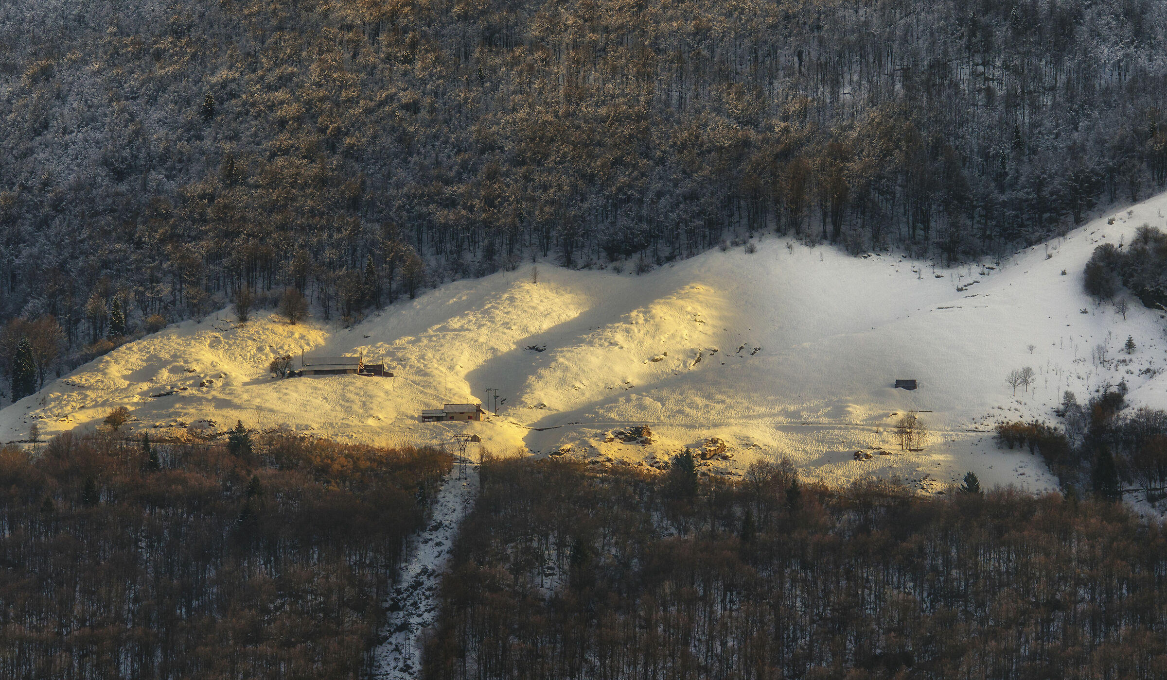 Last rays on casera Fara