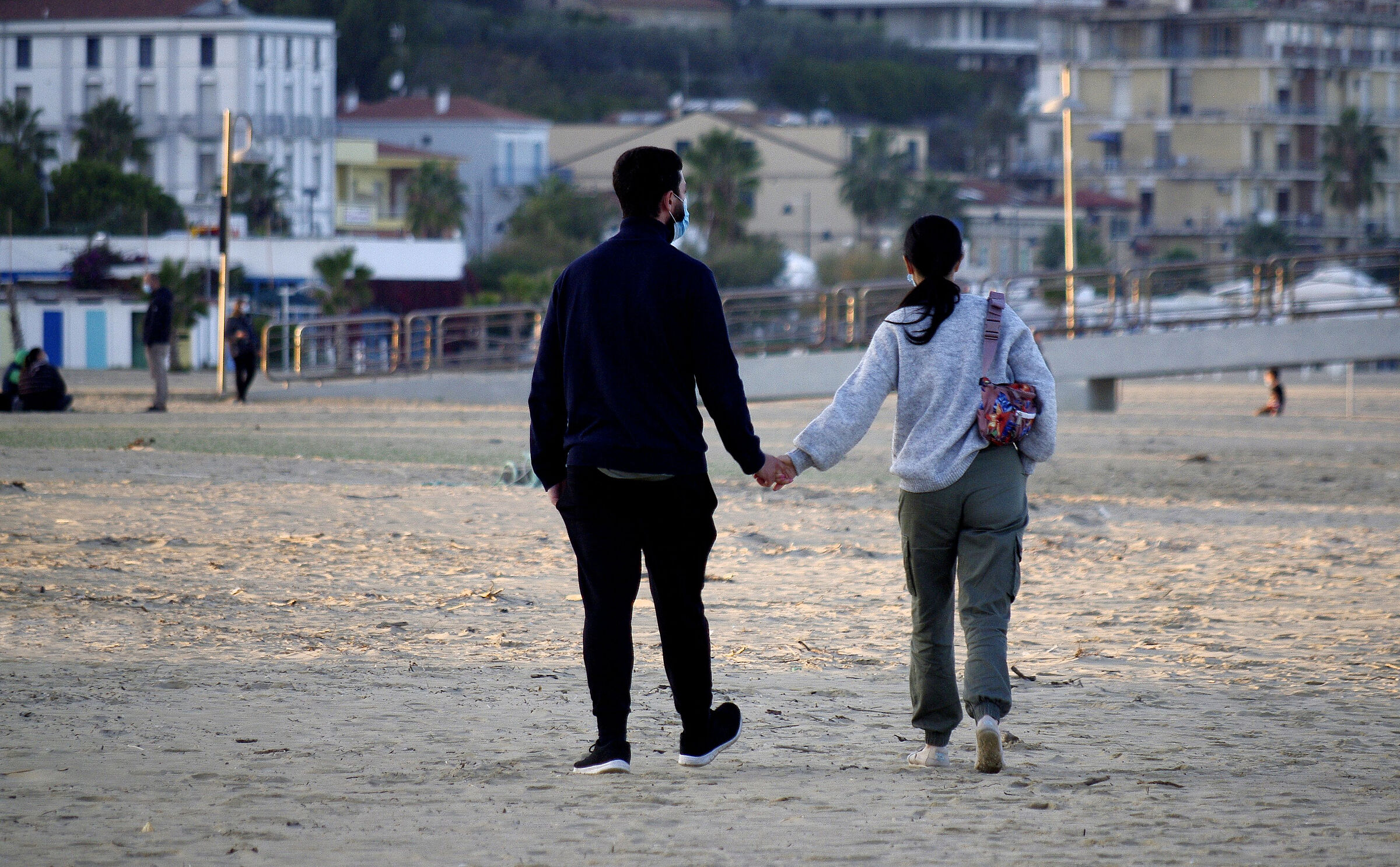 Covid, terzo incomodo