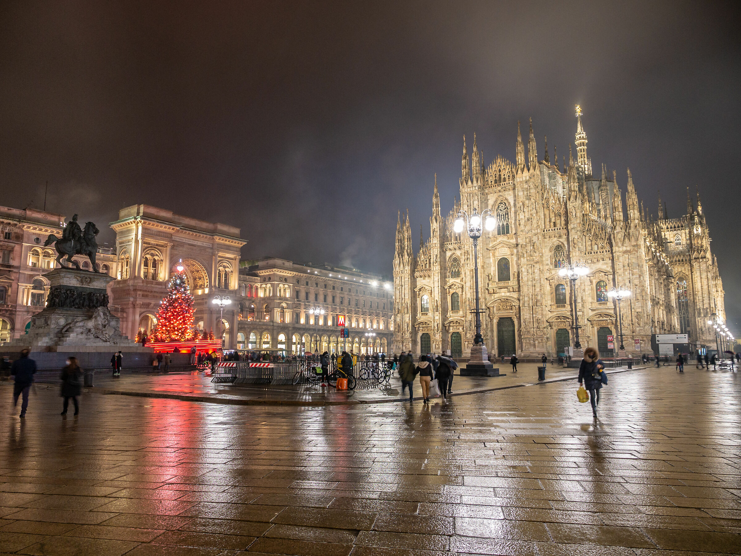 Piazza Duomo Milan