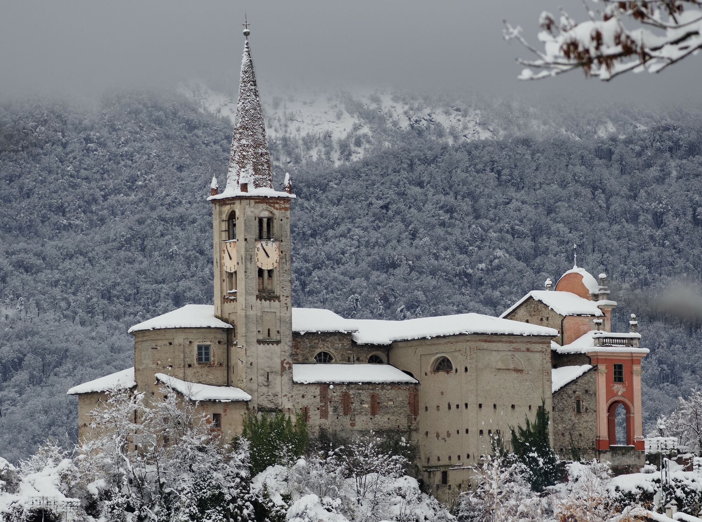 the church of San Giovanni under the first snowfall
