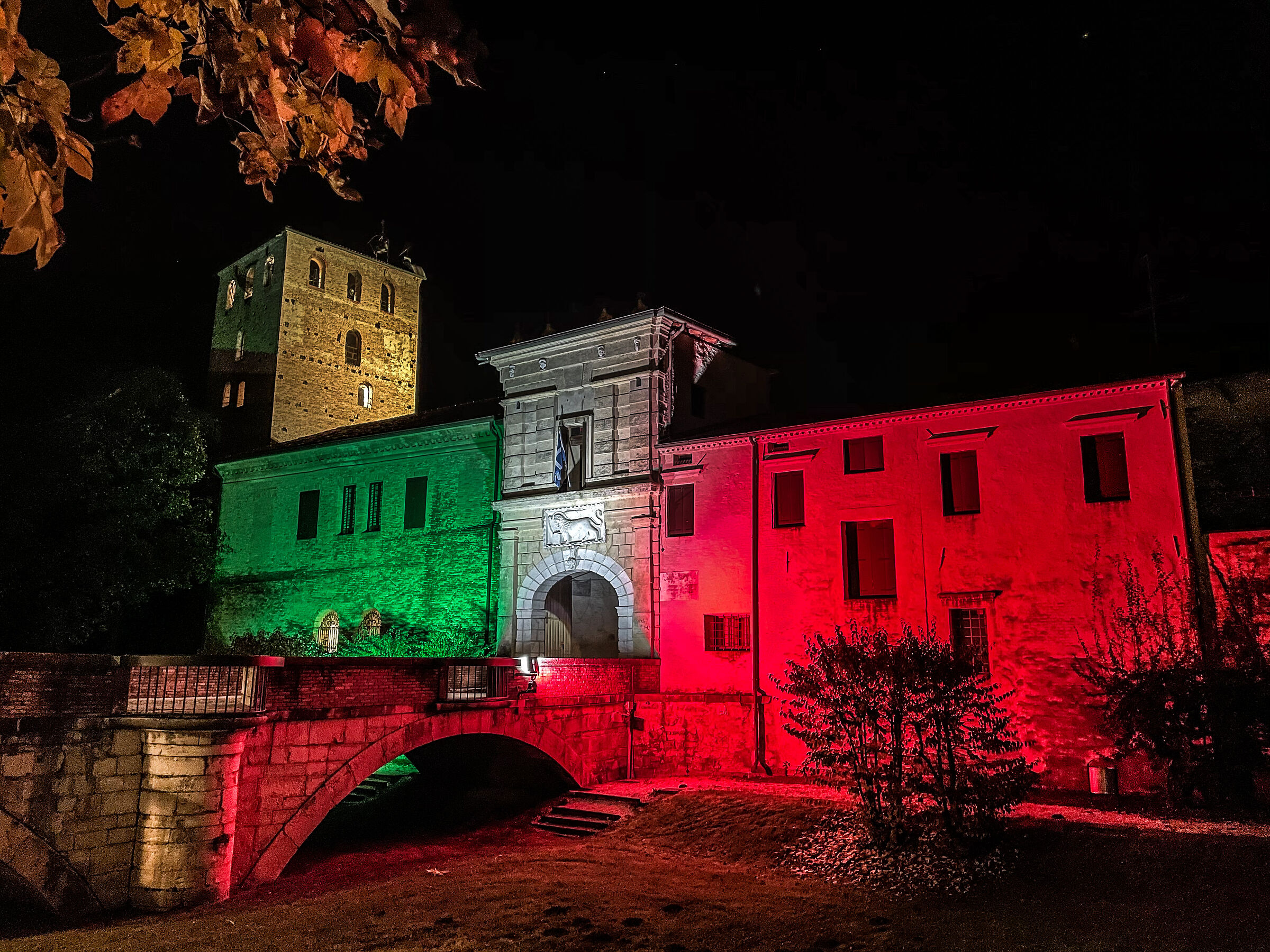 Portobuffolè by night
