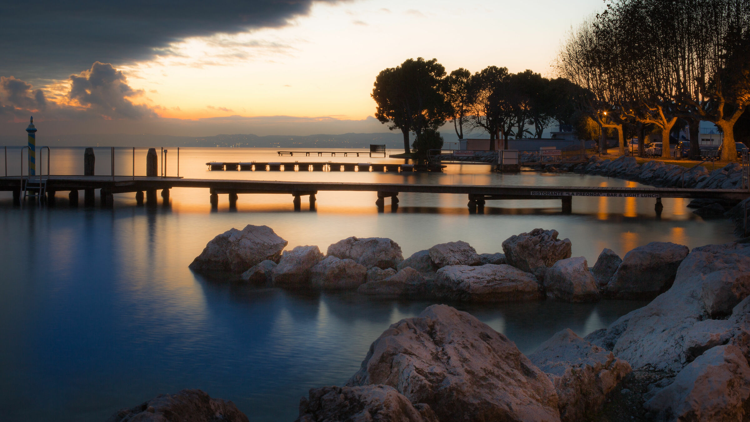 Don't let the sun go down on me