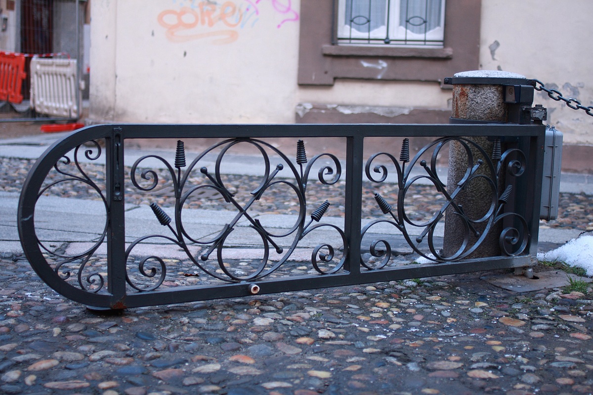 Hence you do not pass!