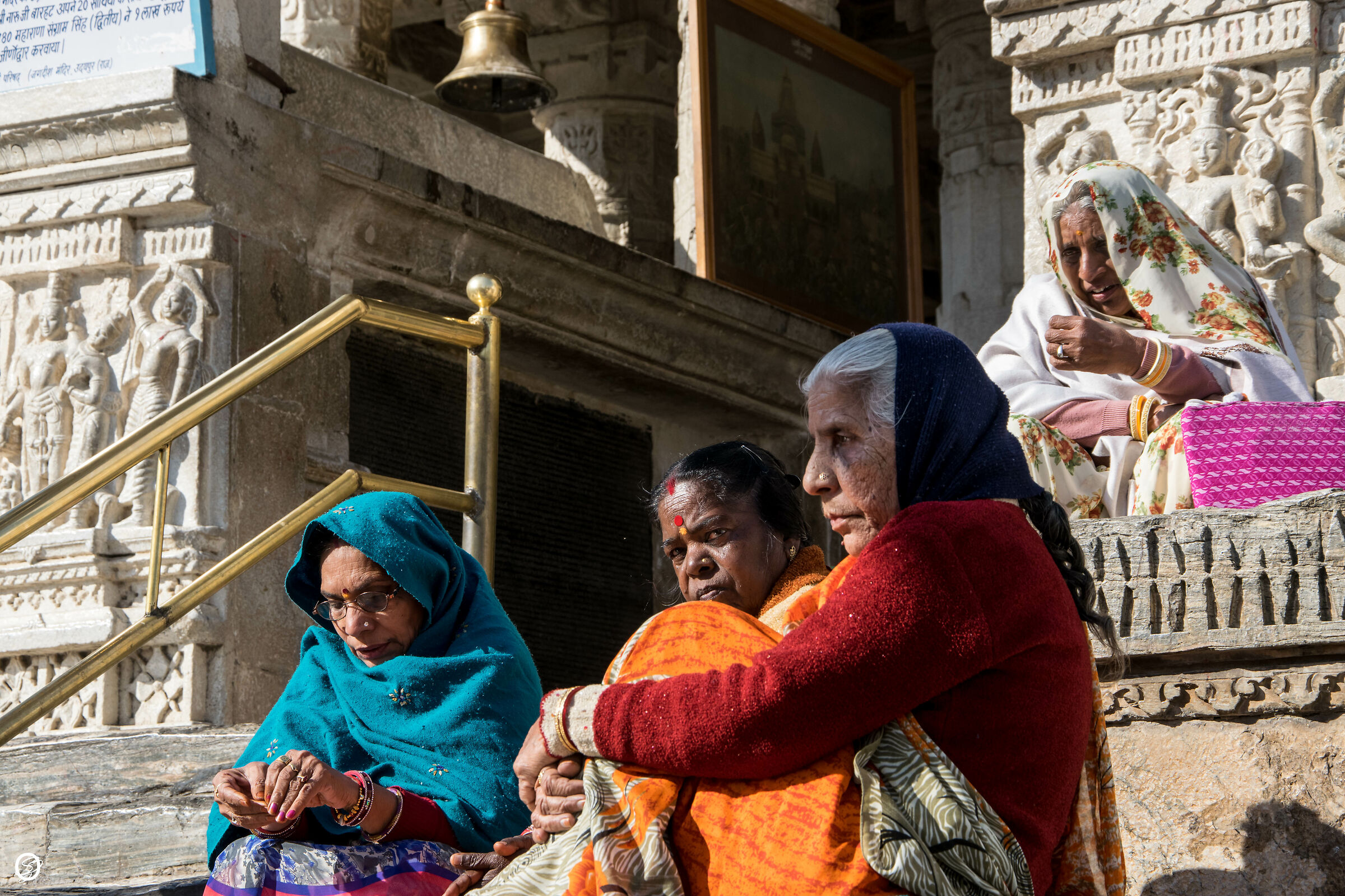 comari at the temple