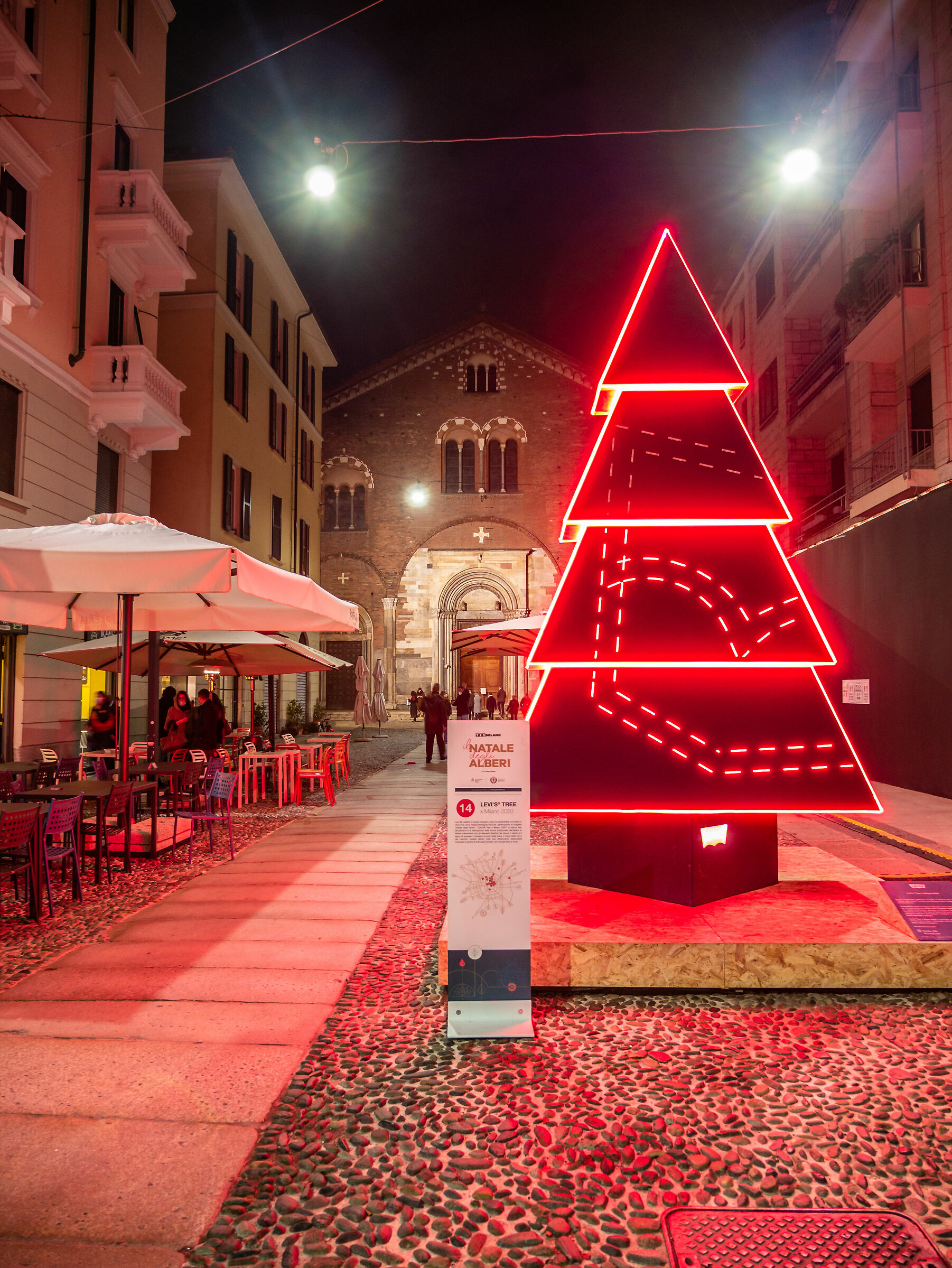 Levi's tree - Basilica San Simpliciano - Milan