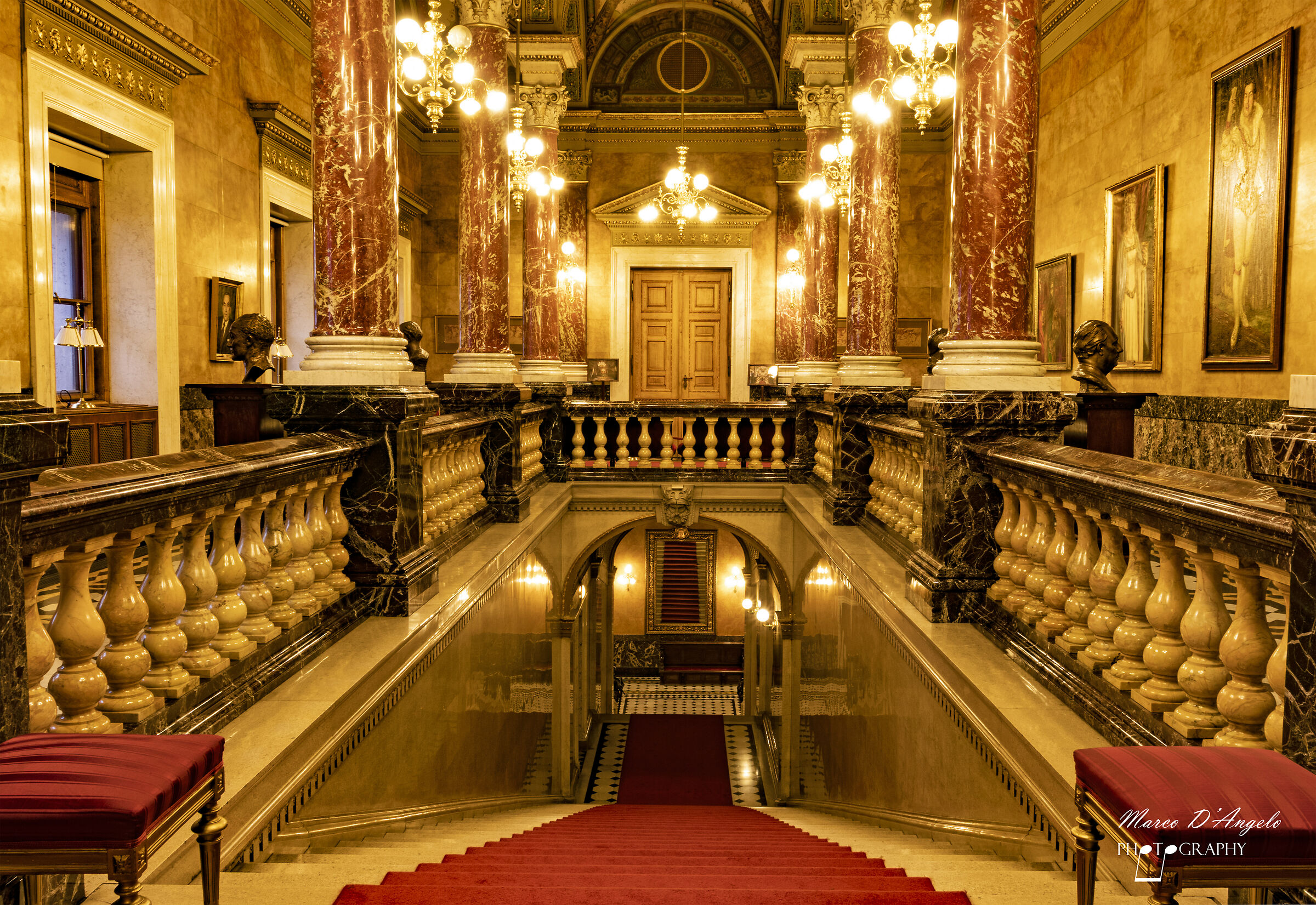 Scalinata Teatro dell'Opera
