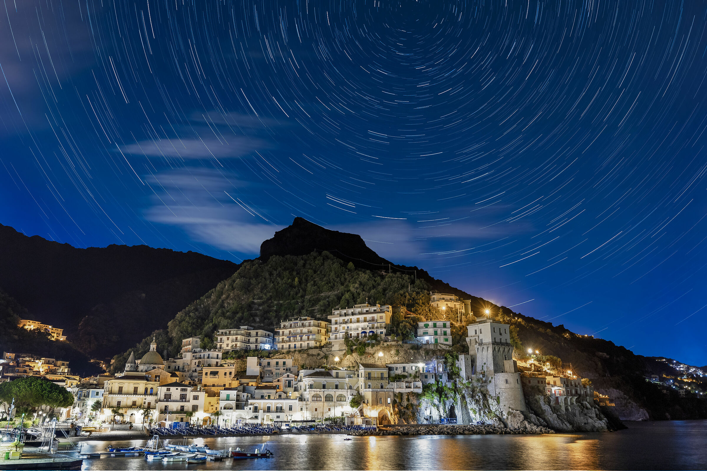 Cetara sotto le stelle.
