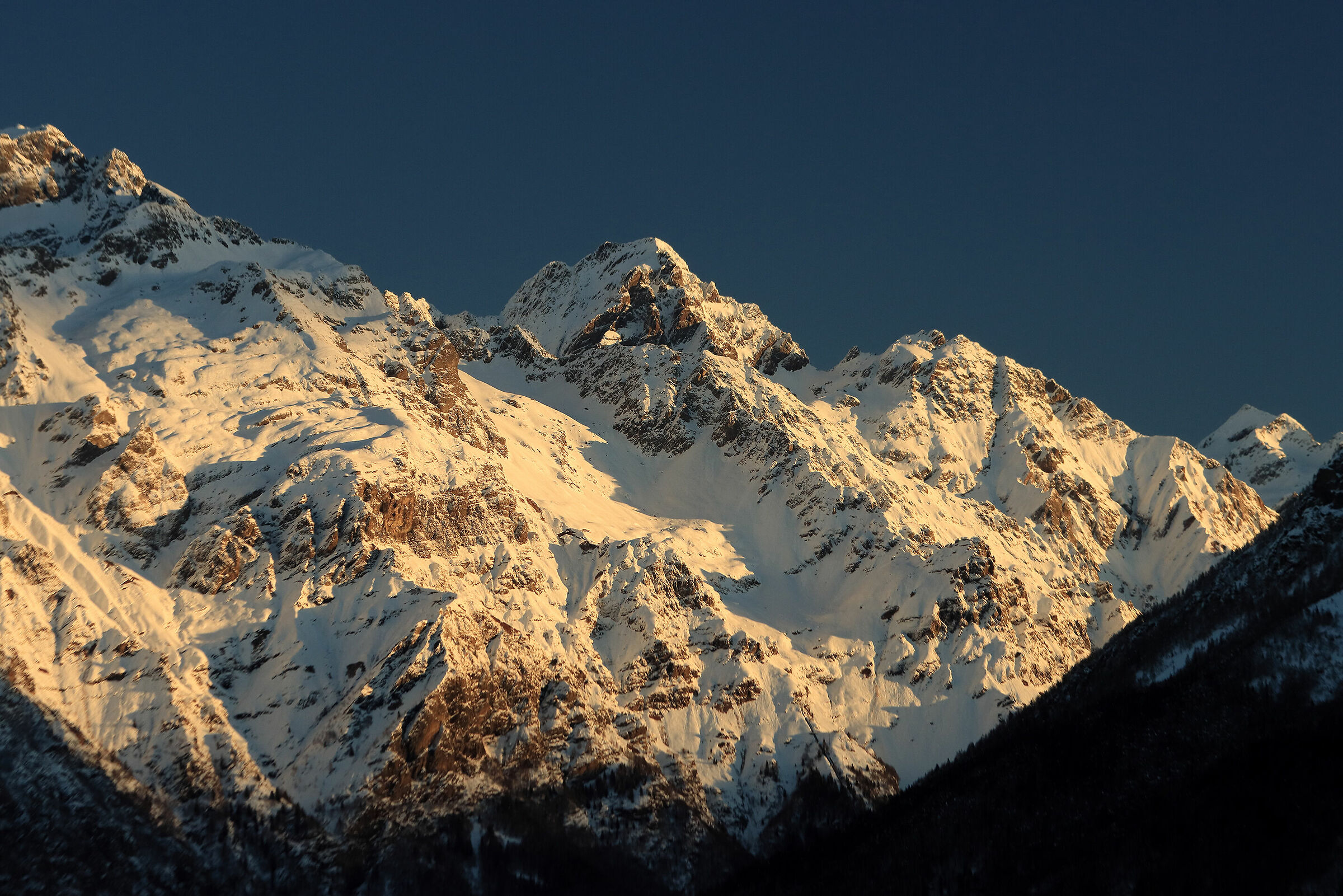 emerge il pizzo Coca