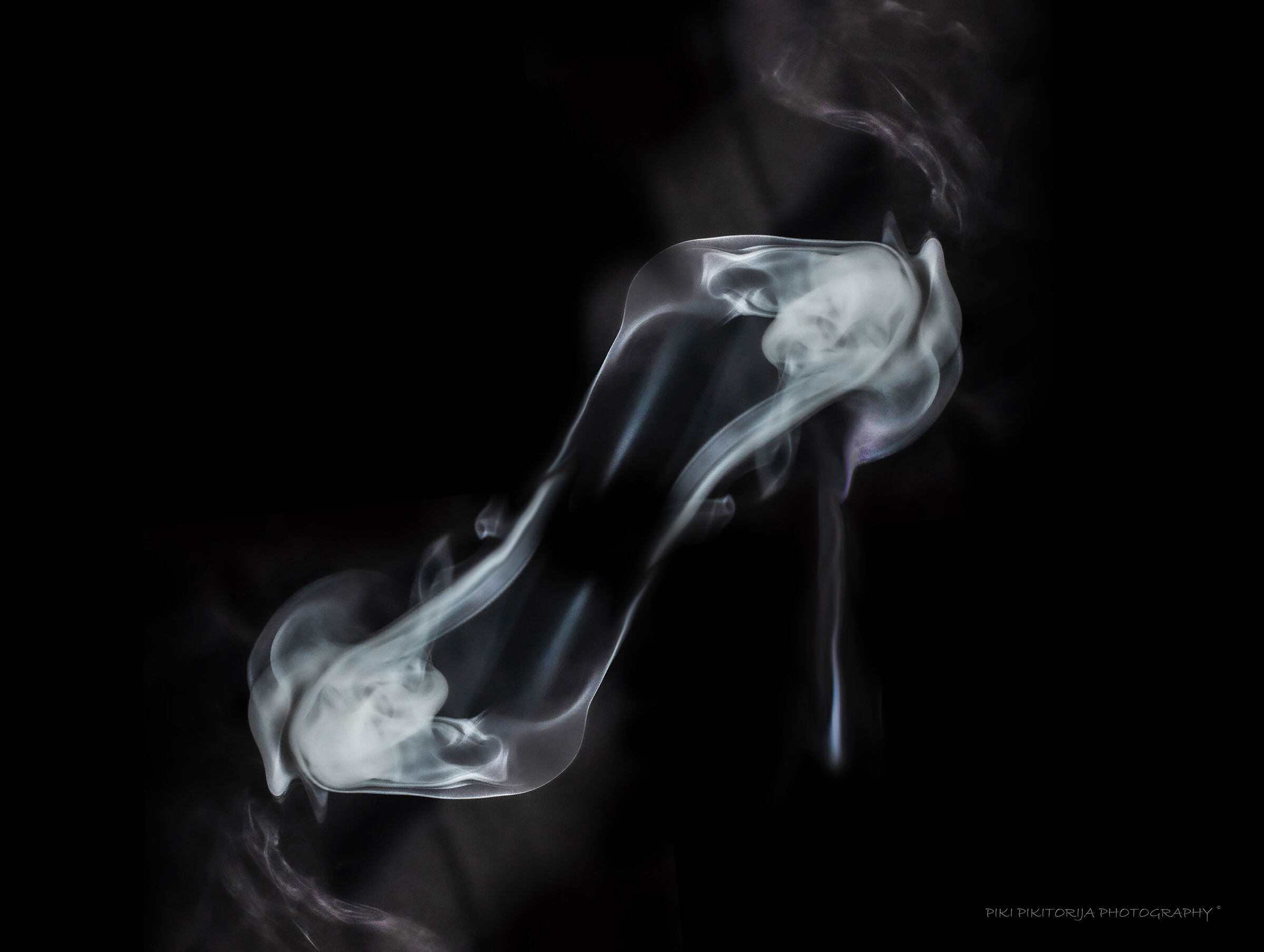 La scarpa di Cinderella. Gioccando con ghiaccio secco