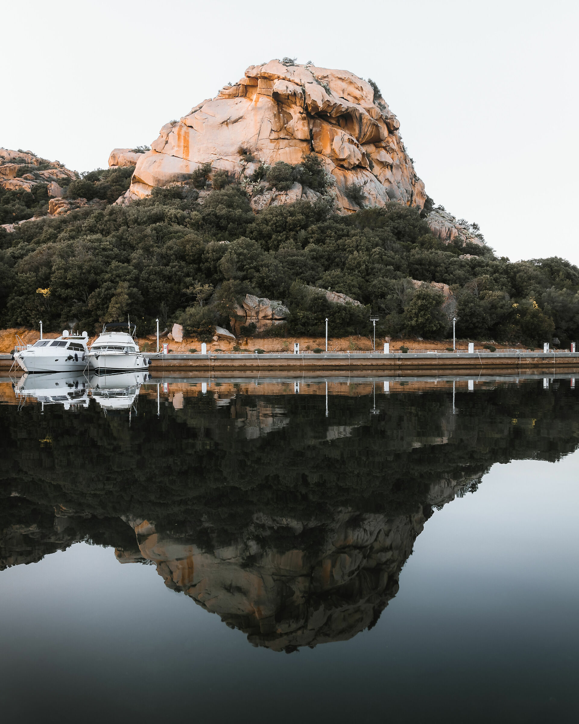 Riflessi sul porticciolo