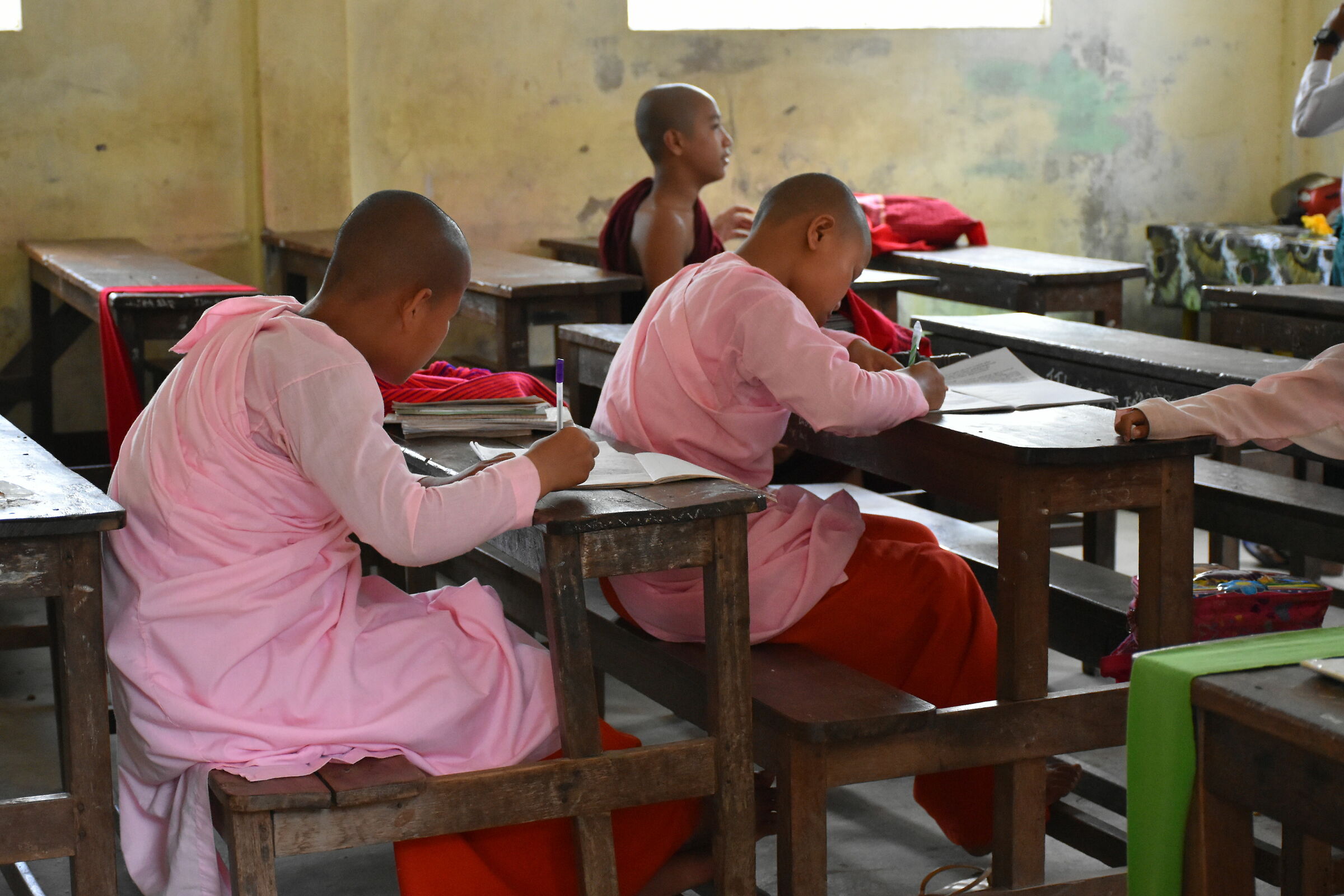 scuola in myanmar