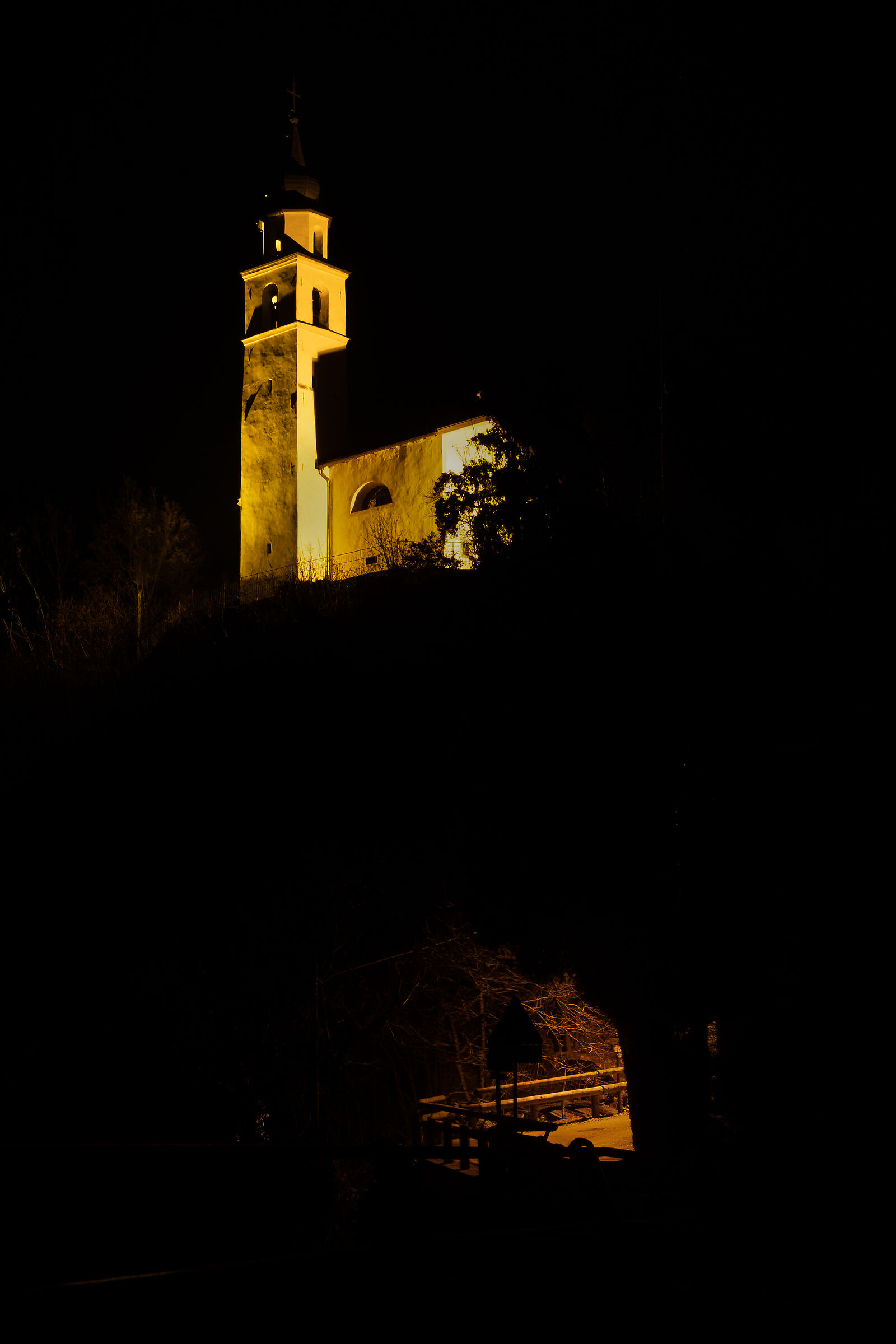 Alti e bassi -strada verso Chiesa del Buss - Pergine TN