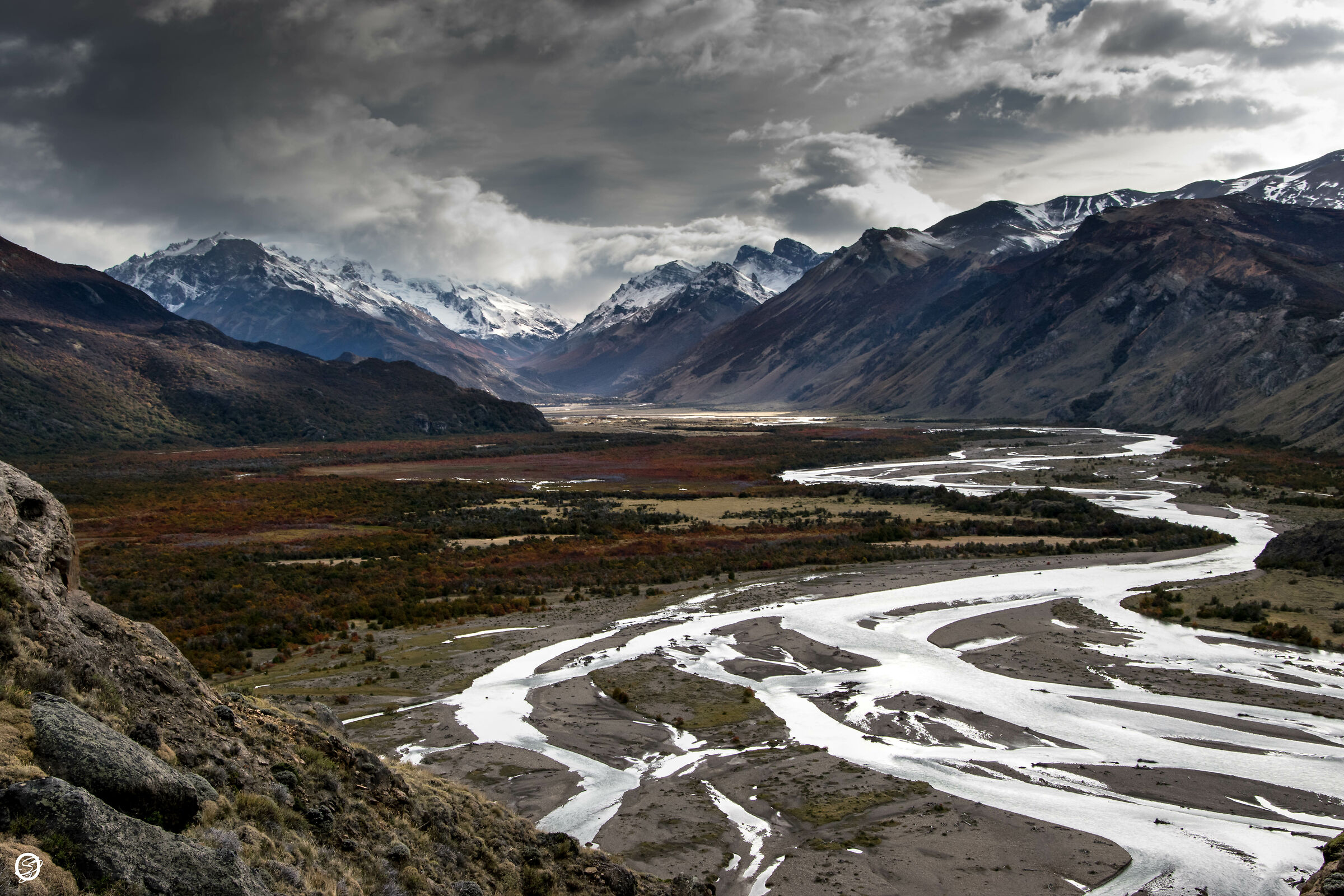 Rio Las Vueltas Valley, El Chalten-Argentina