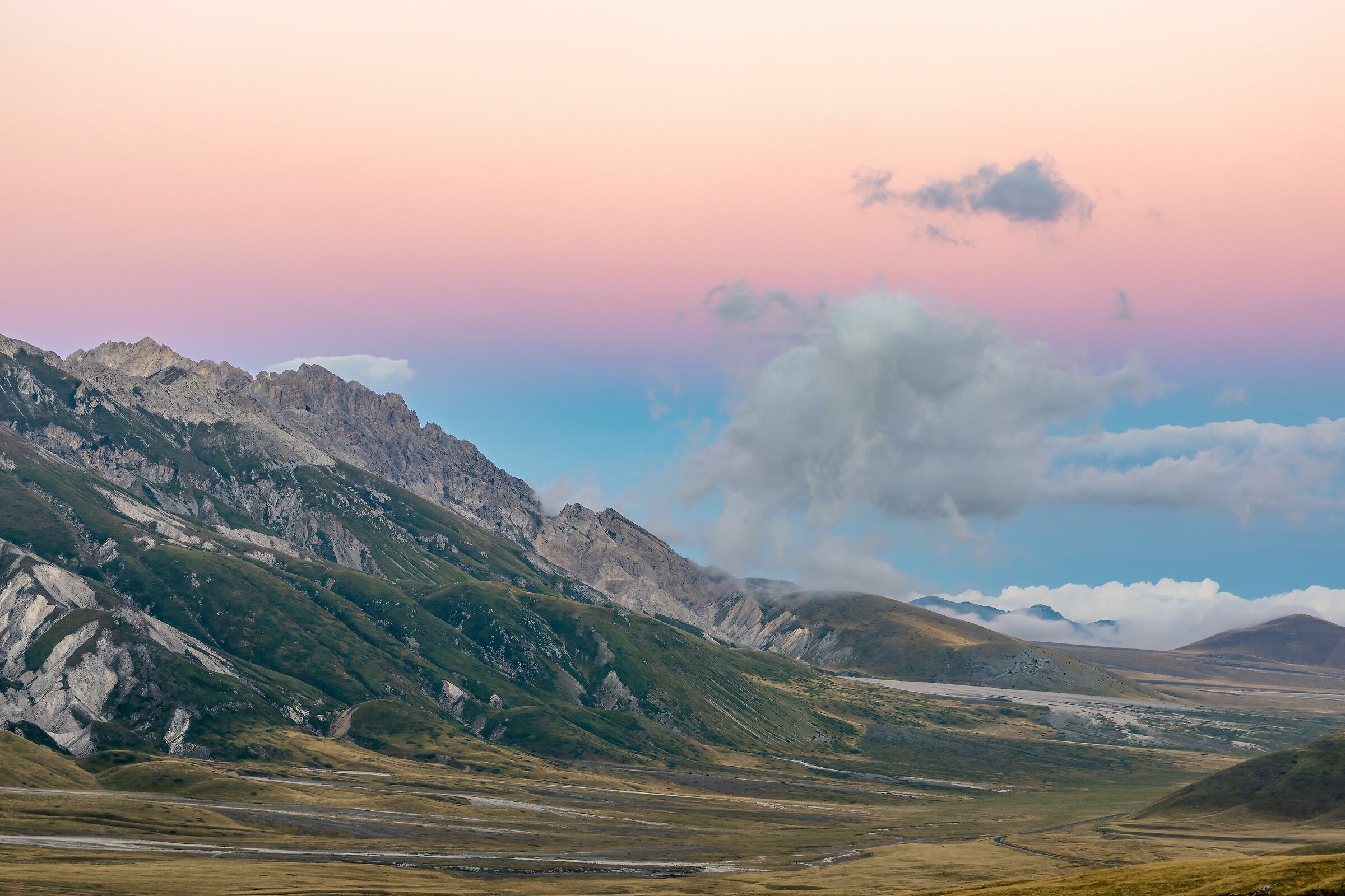 Tramonto pastello a Campo Imperatore