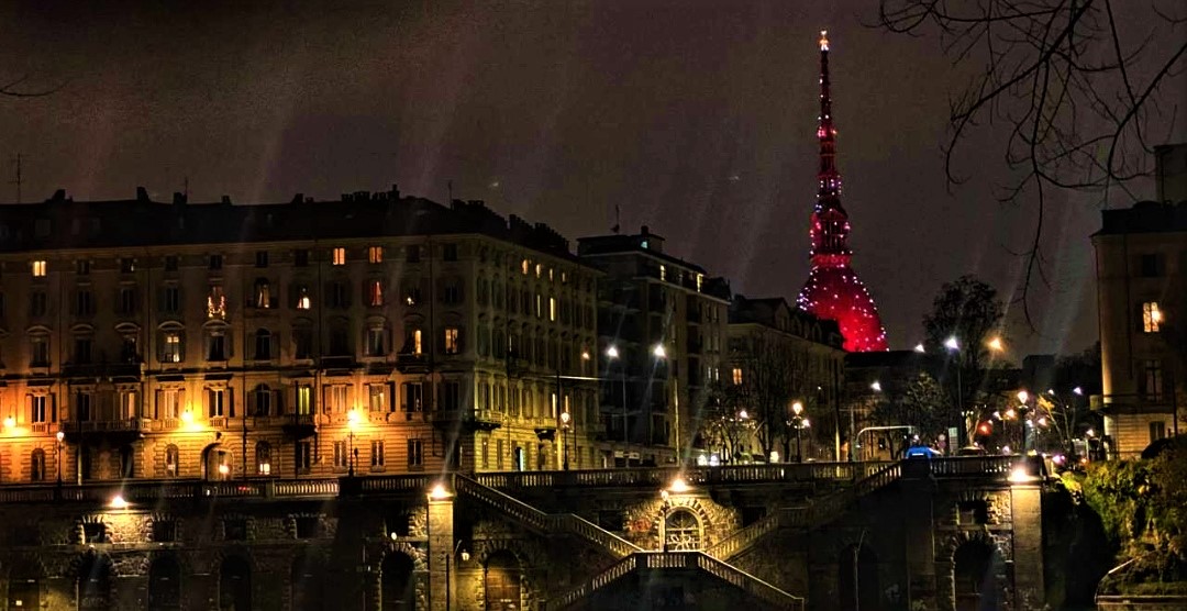 Torino by night