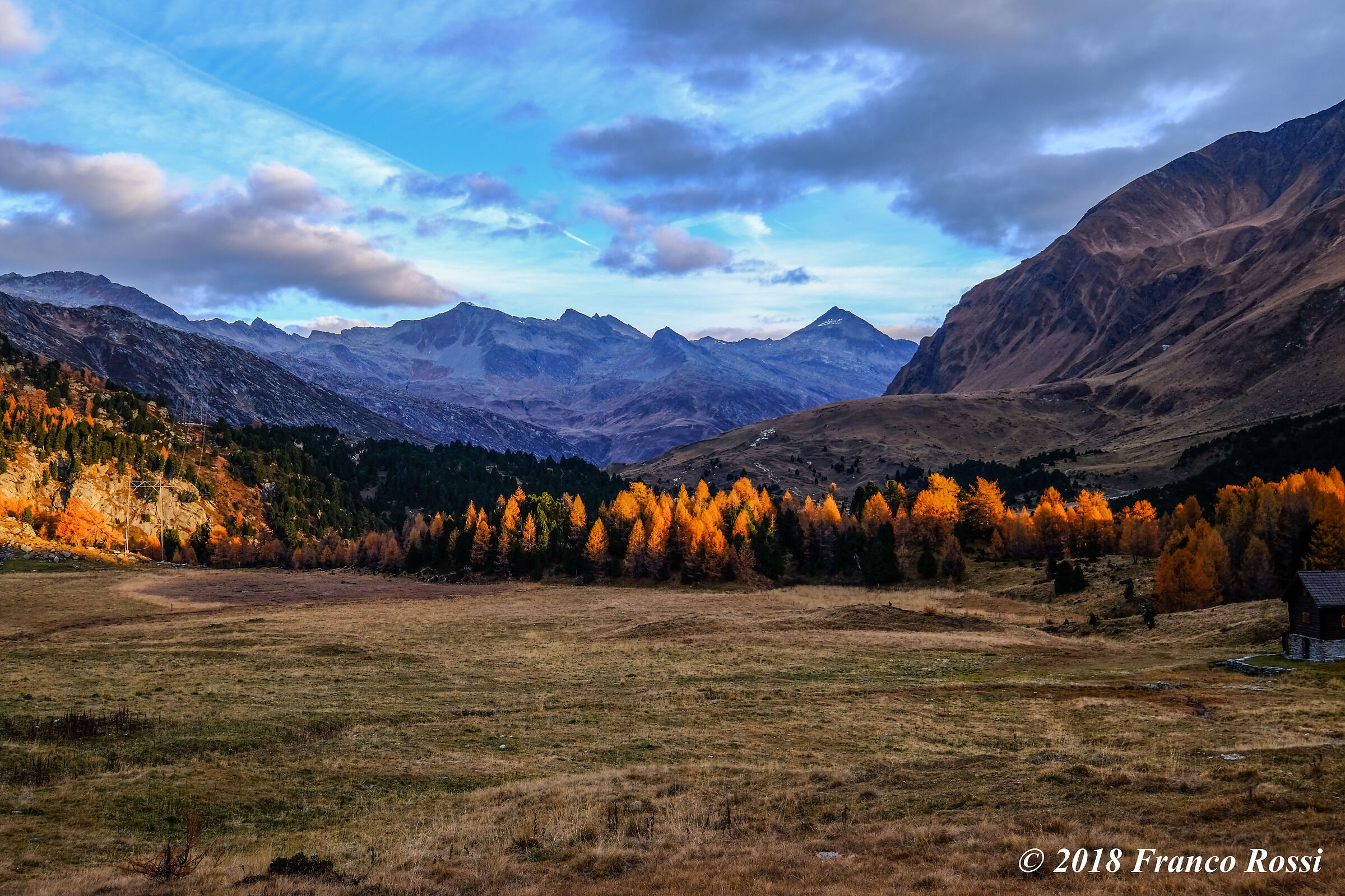 Autumn at the Lucomagno Pass